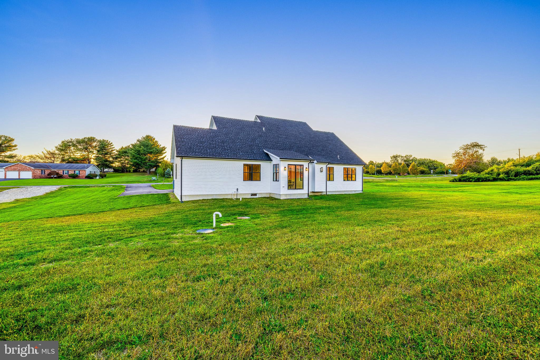 EVERGREEN FARMS - Residential