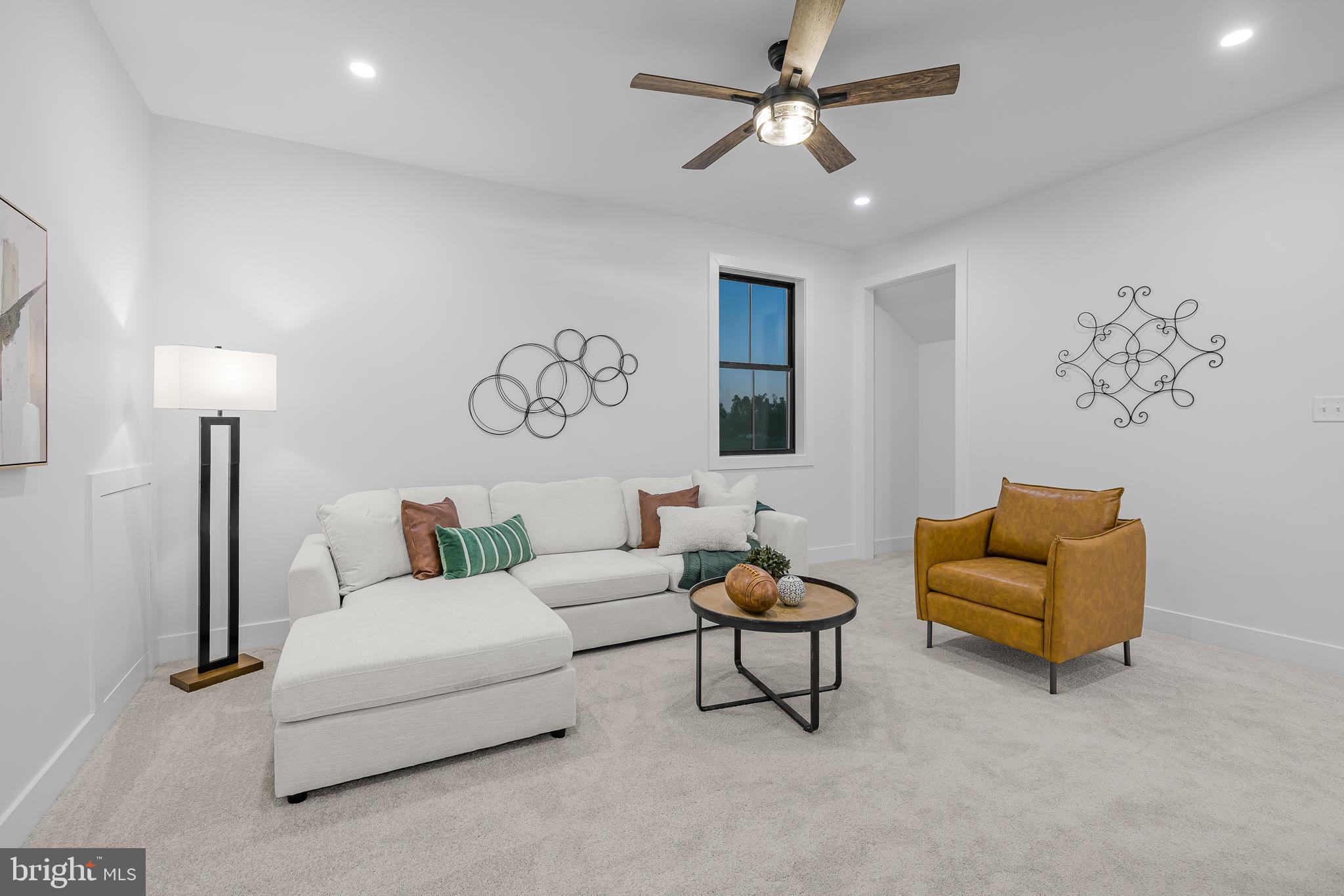 EVERGREEN FARMS - Residential