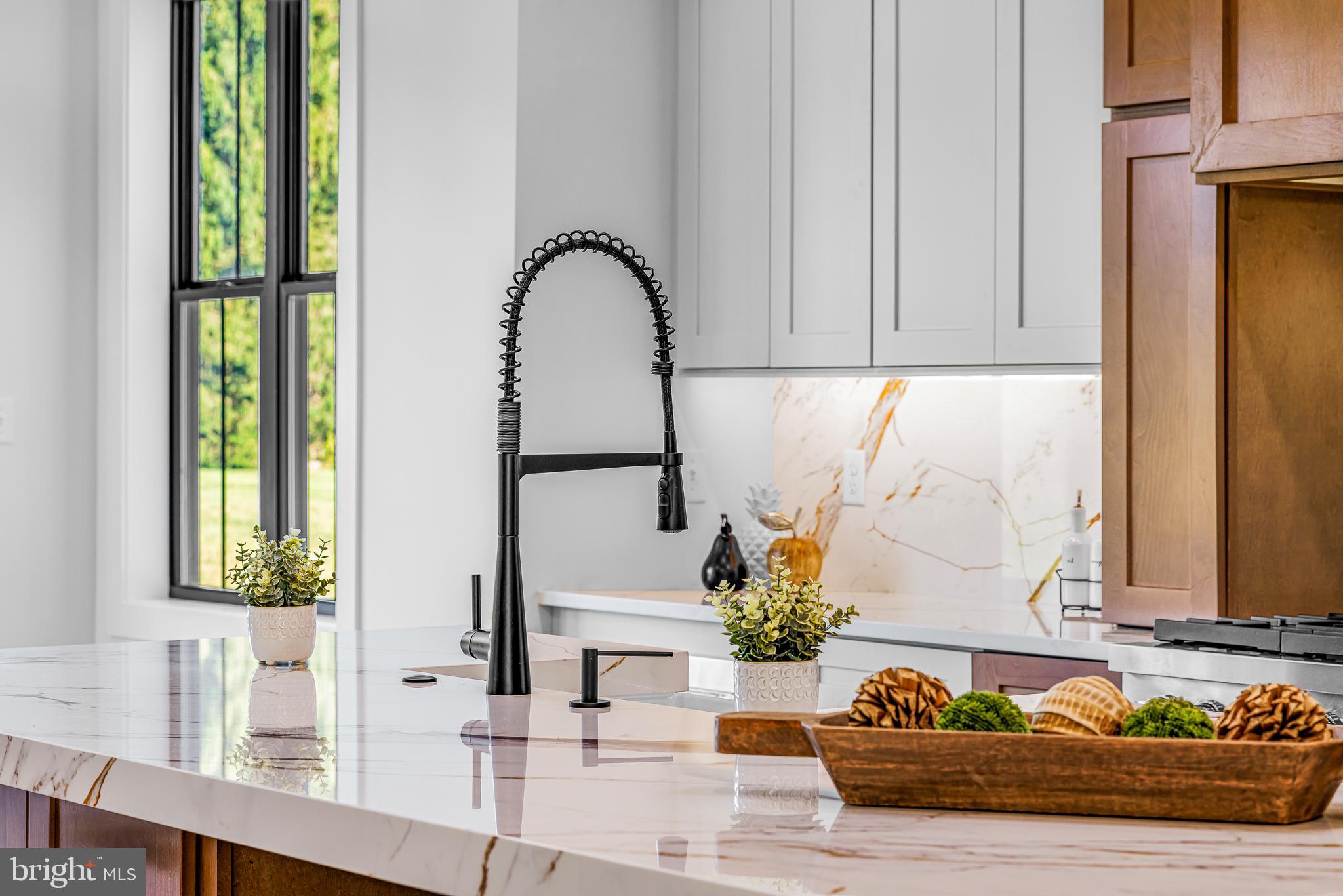 EVERGREEN FARMS - Residential