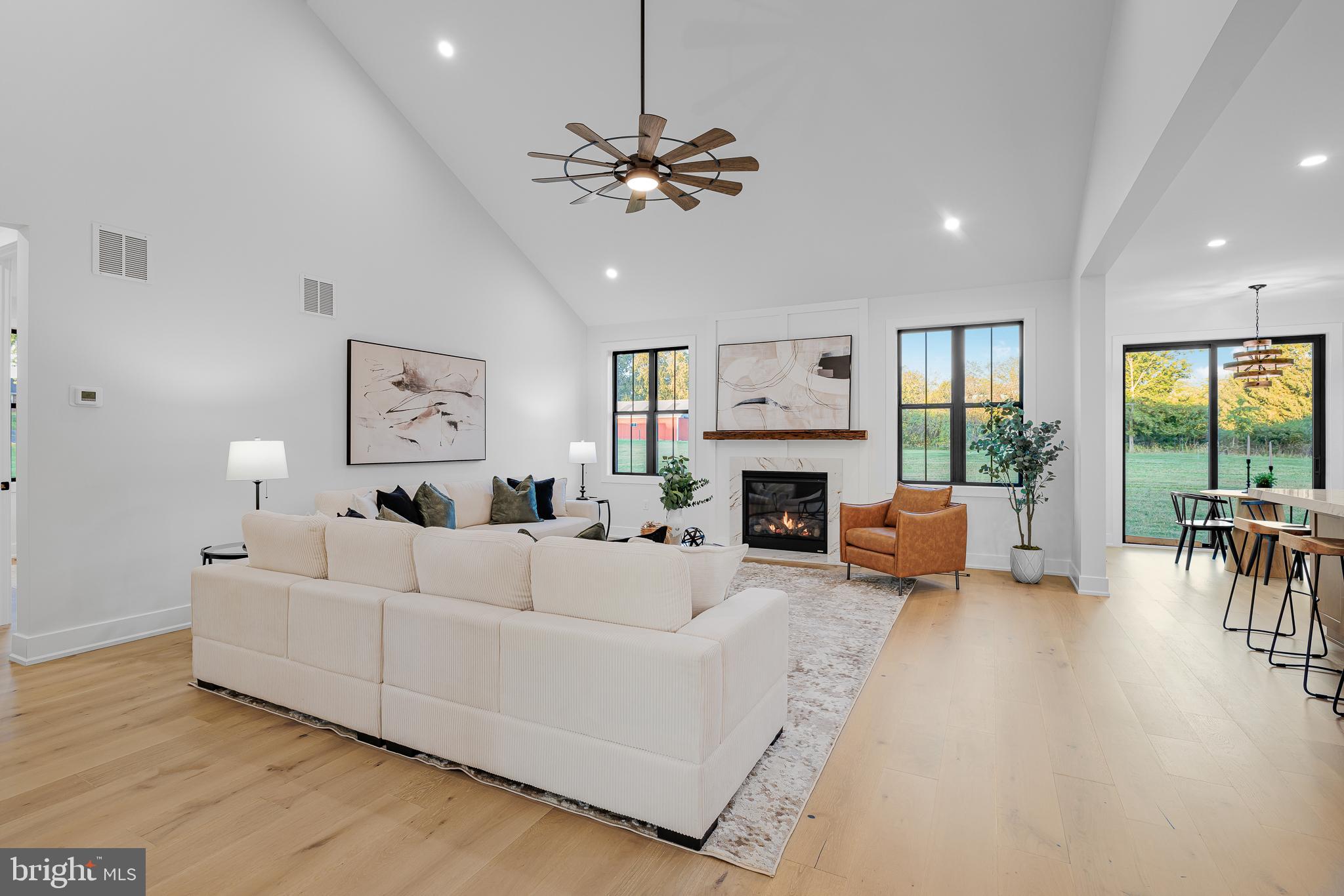 EVERGREEN FARMS - Residential