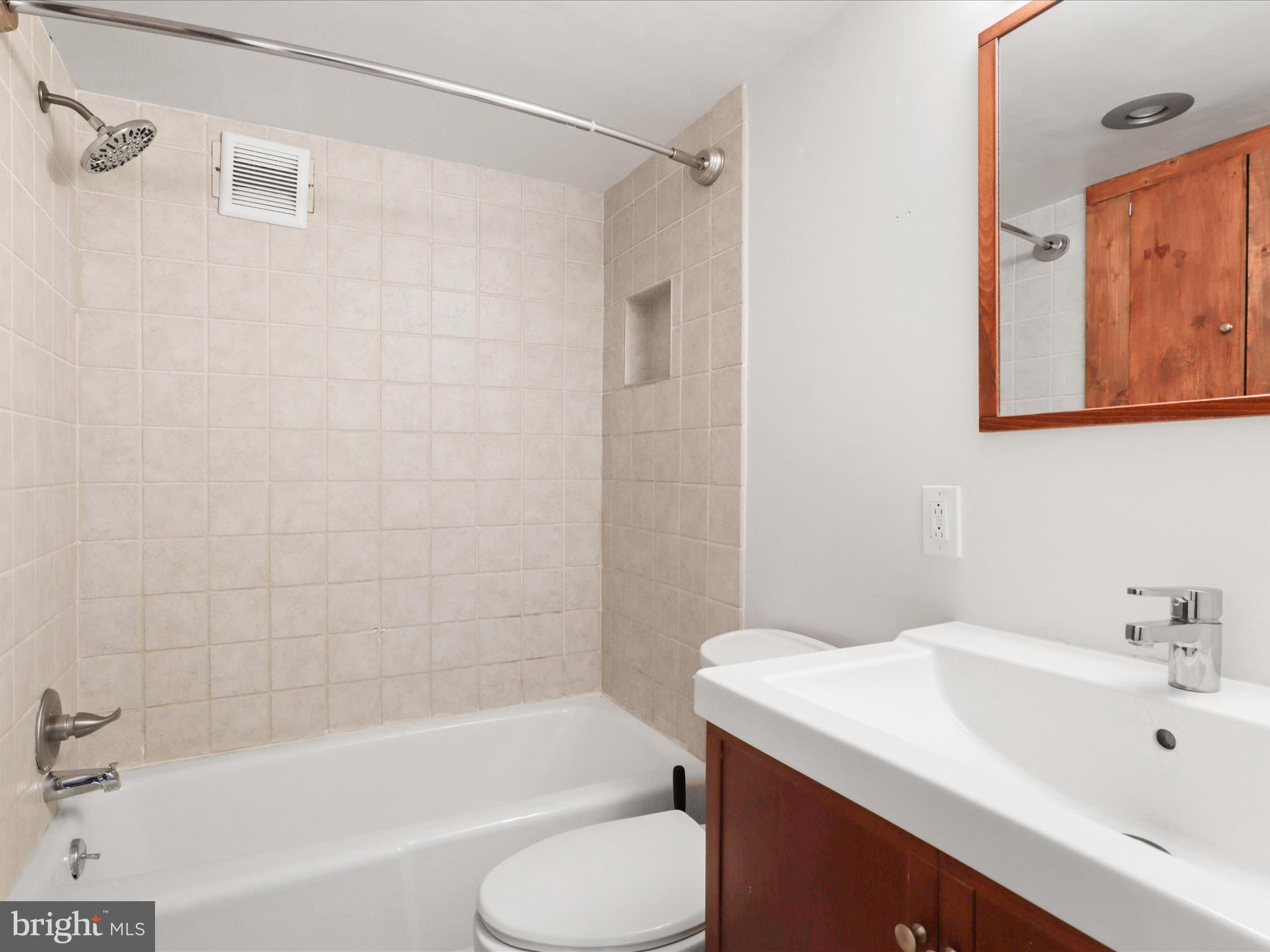 COLUMBIA FOREST - Residential