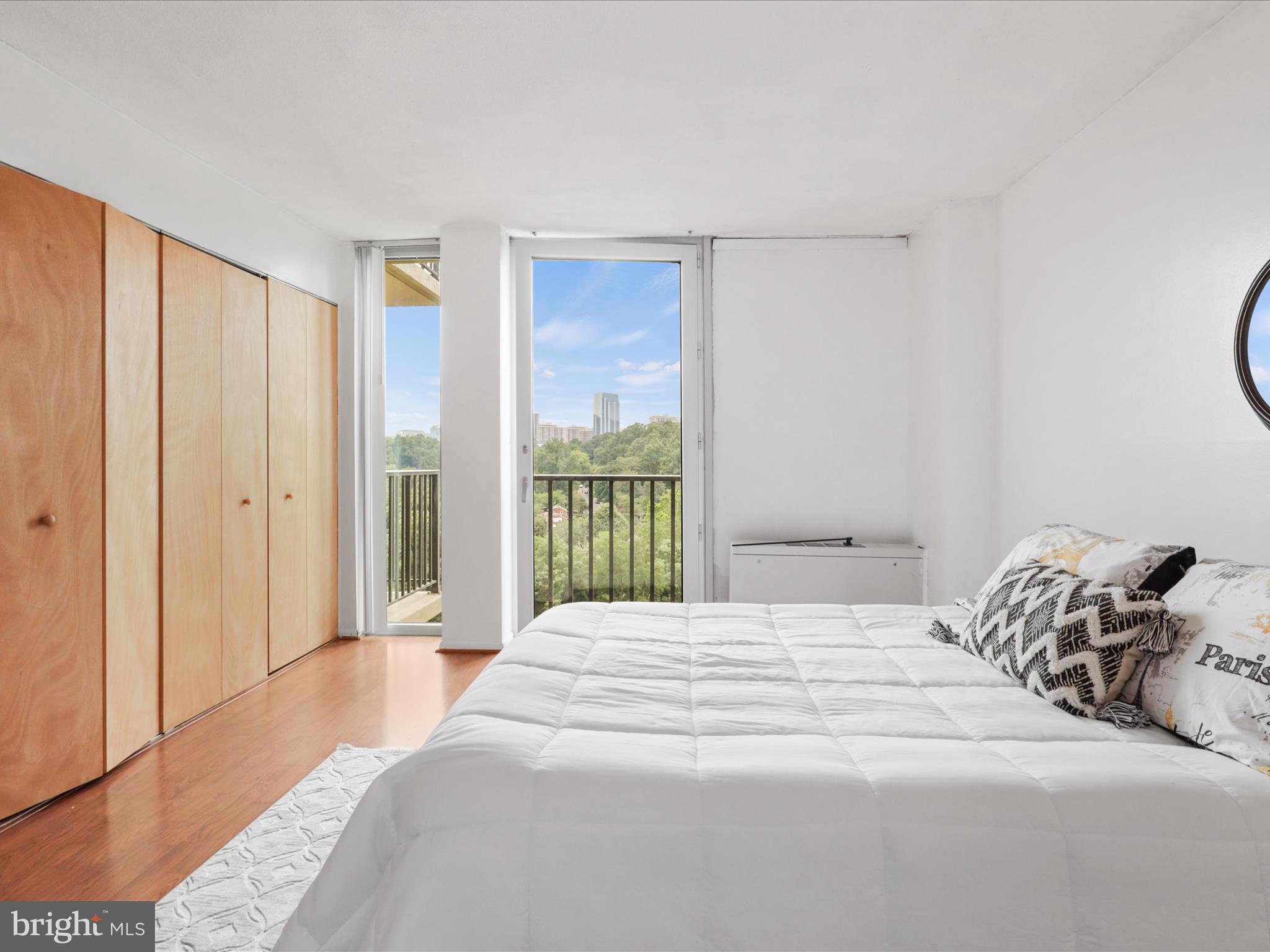 COLUMBIA FOREST - Residential