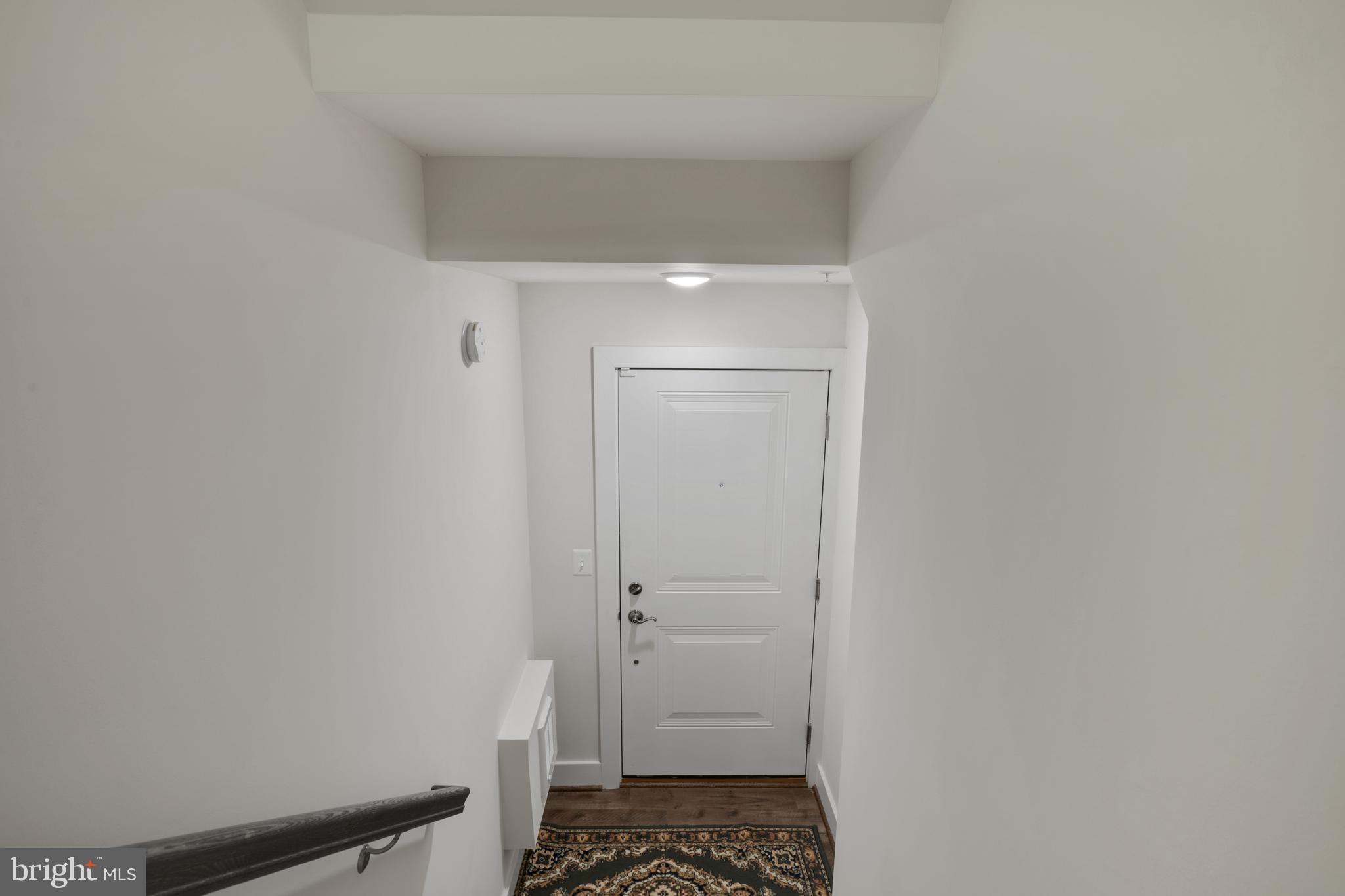 SM ONE LOUDOUN CONDO - Residential