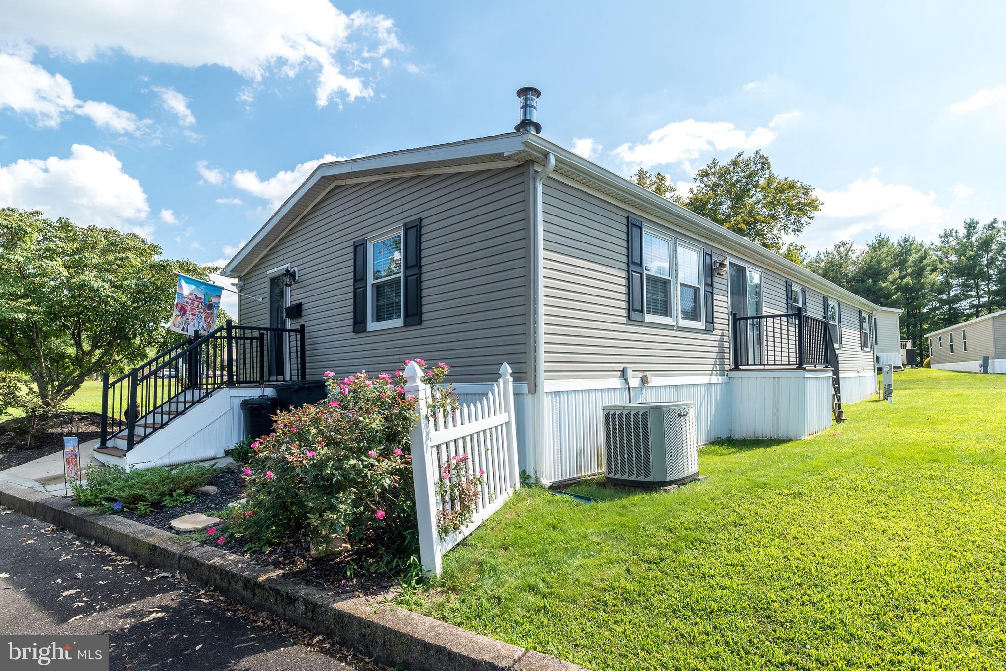 3000 WALNUT LANE