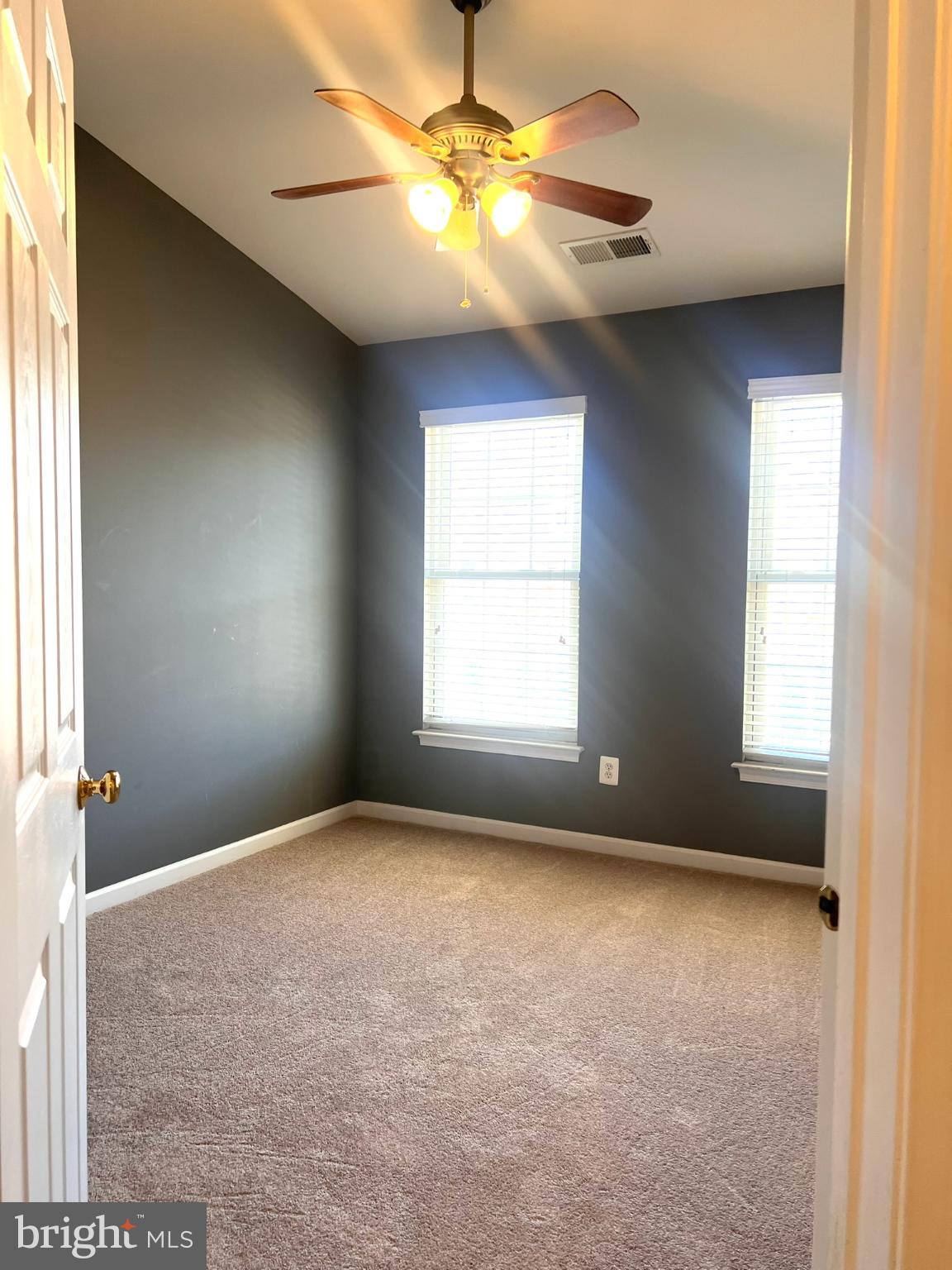 SOUTH RIDING - Residential Lease