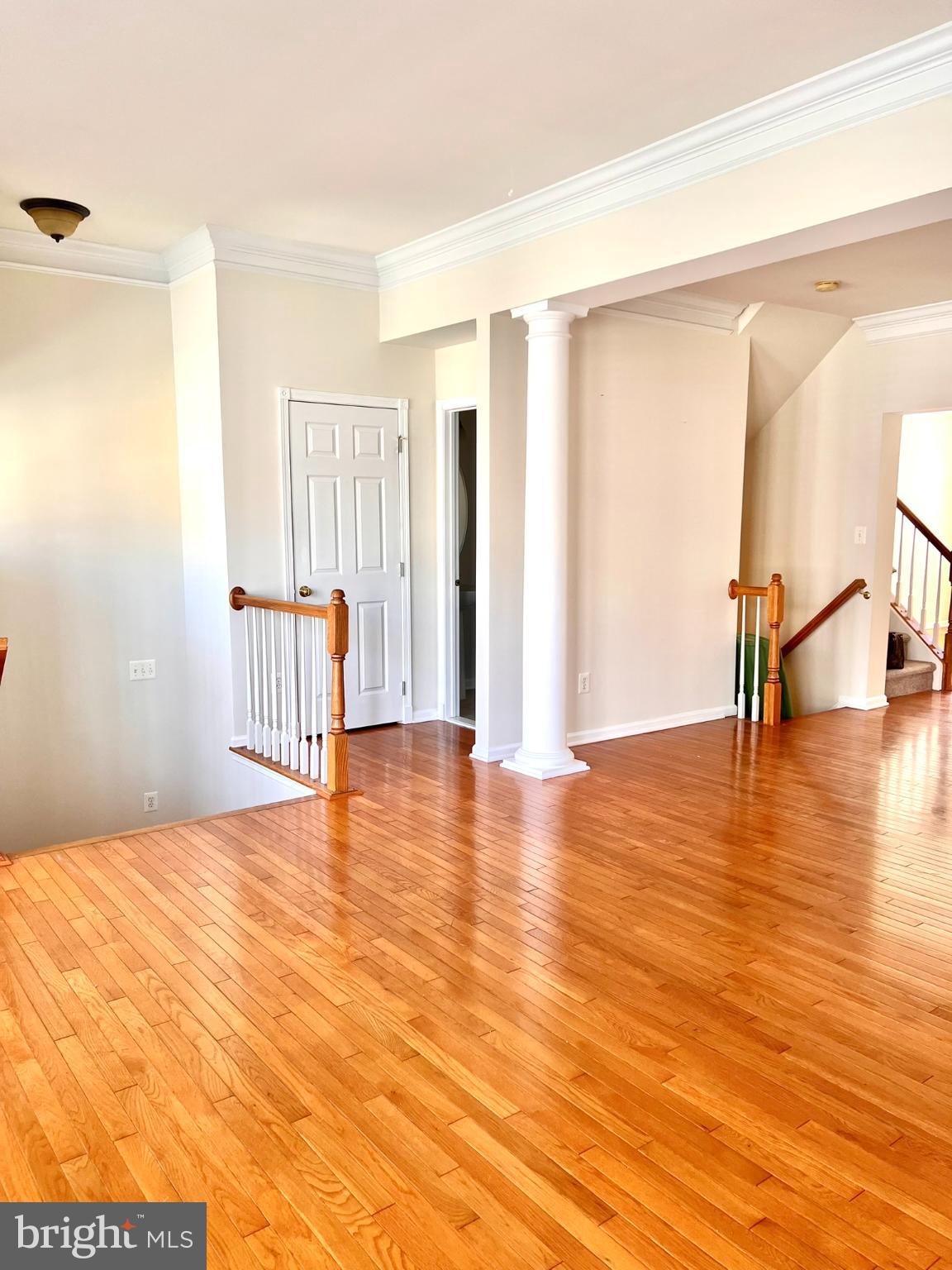 SOUTH RIDING - Residential Lease