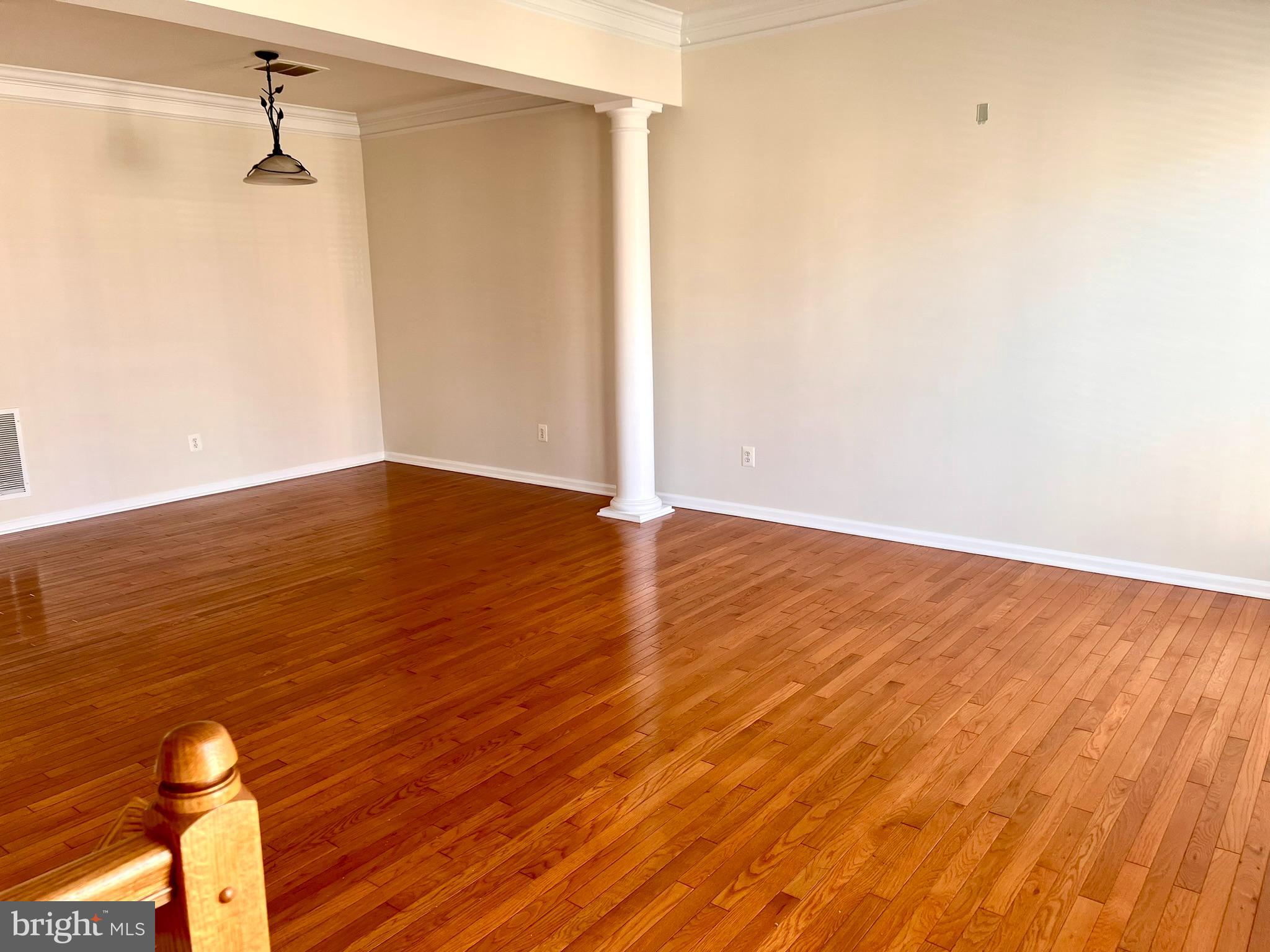 SOUTH RIDING - Residential Lease