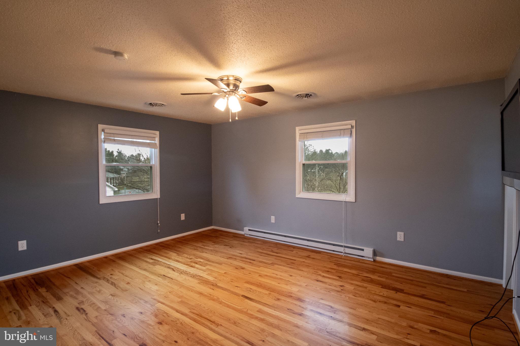 FOREST HILLS - Residential