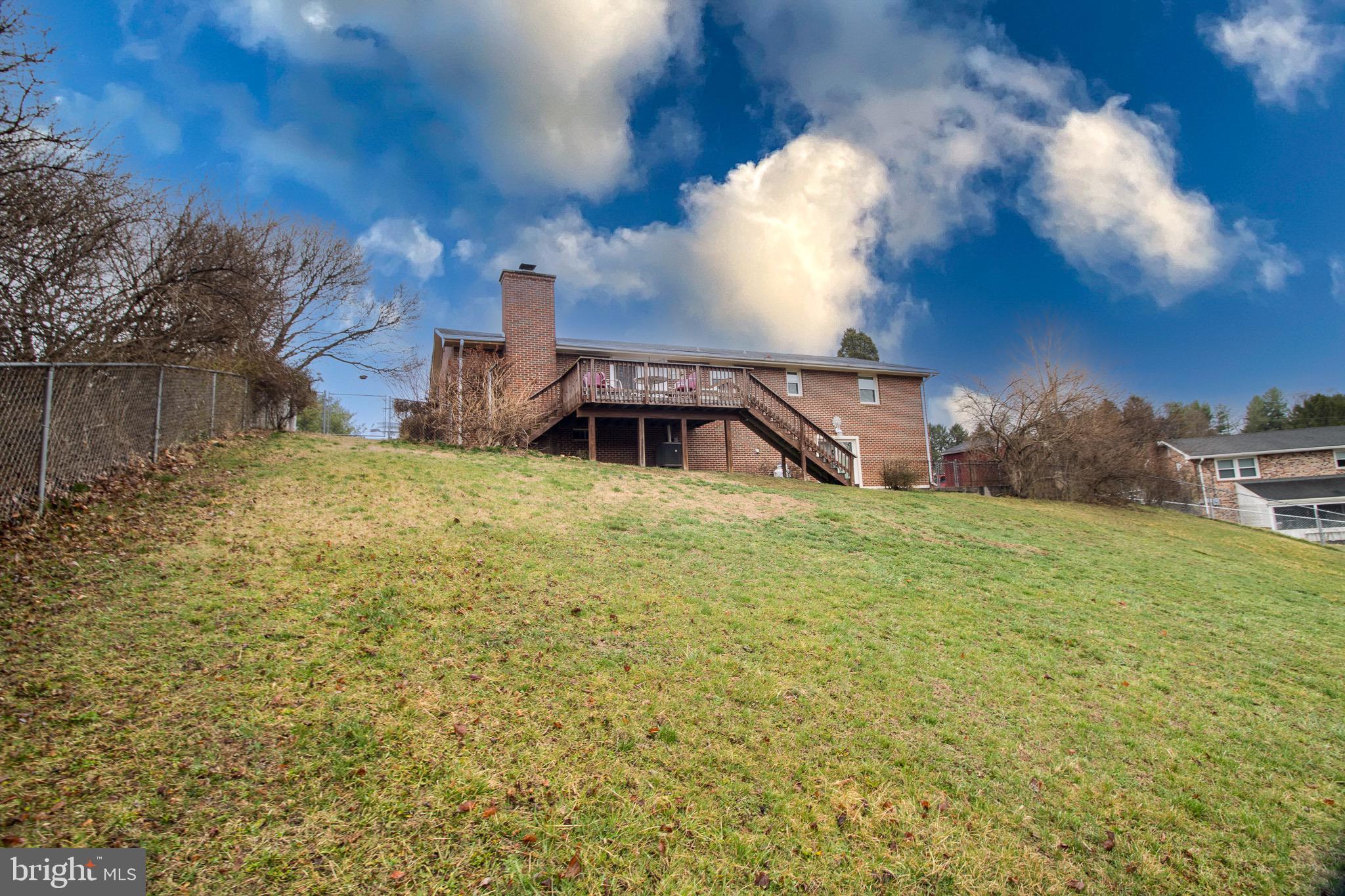 FOREST HILLS - Residential