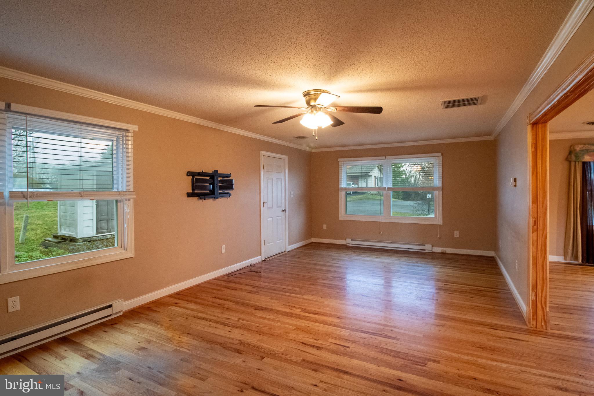 FOREST HILLS - Residential