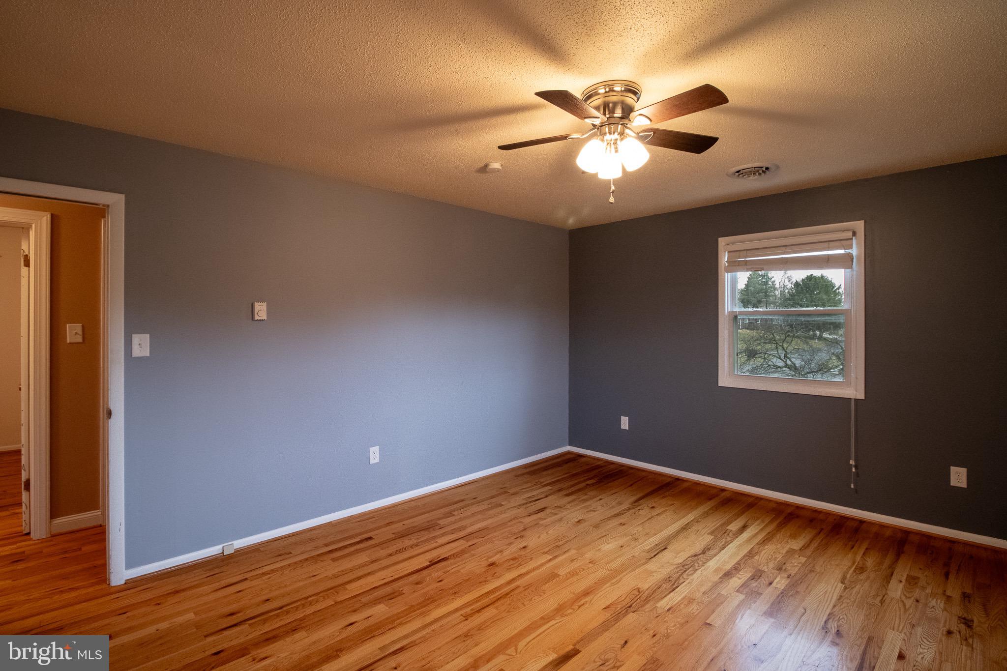 FOREST HILLS - Residential