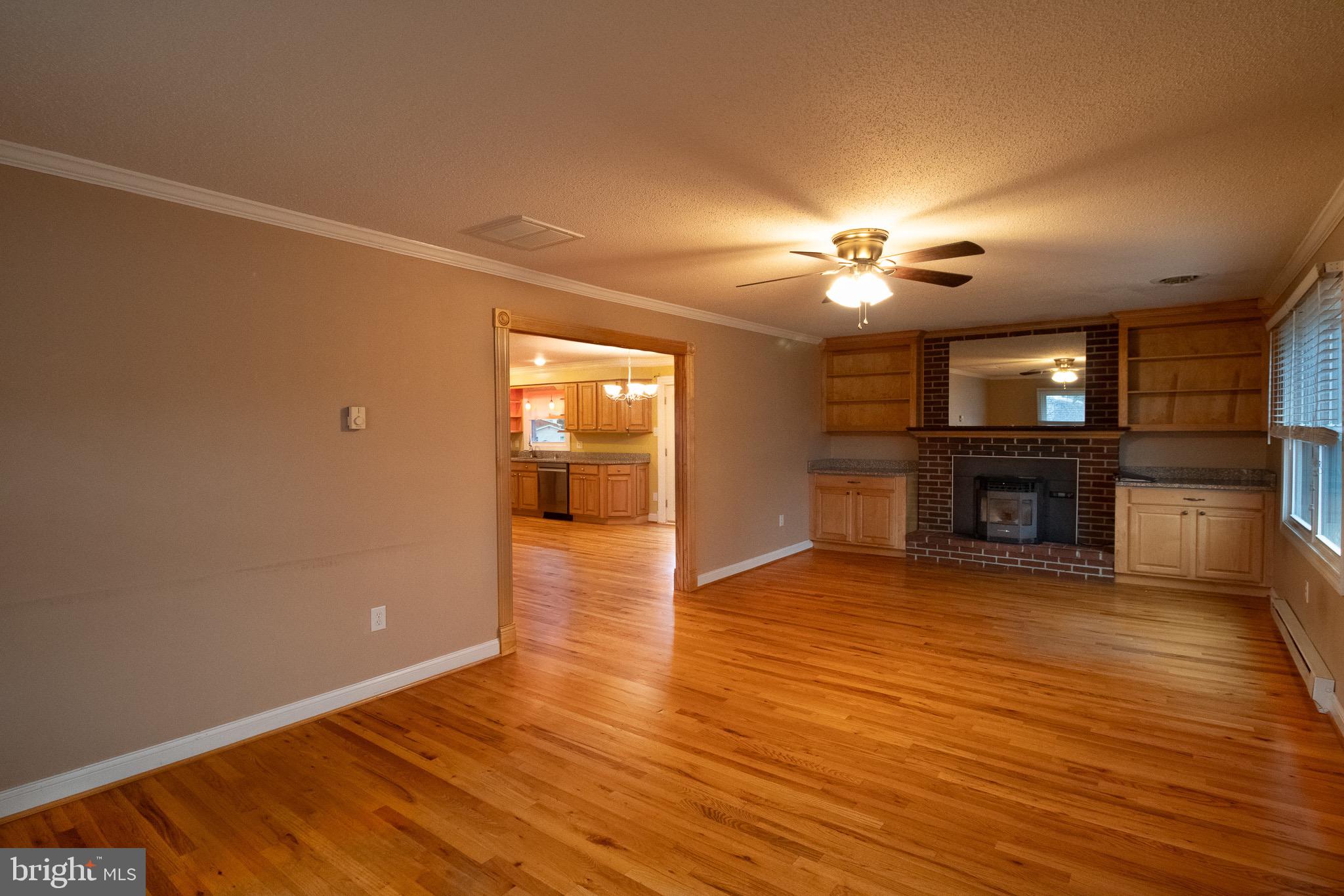 FOREST HILLS - Residential