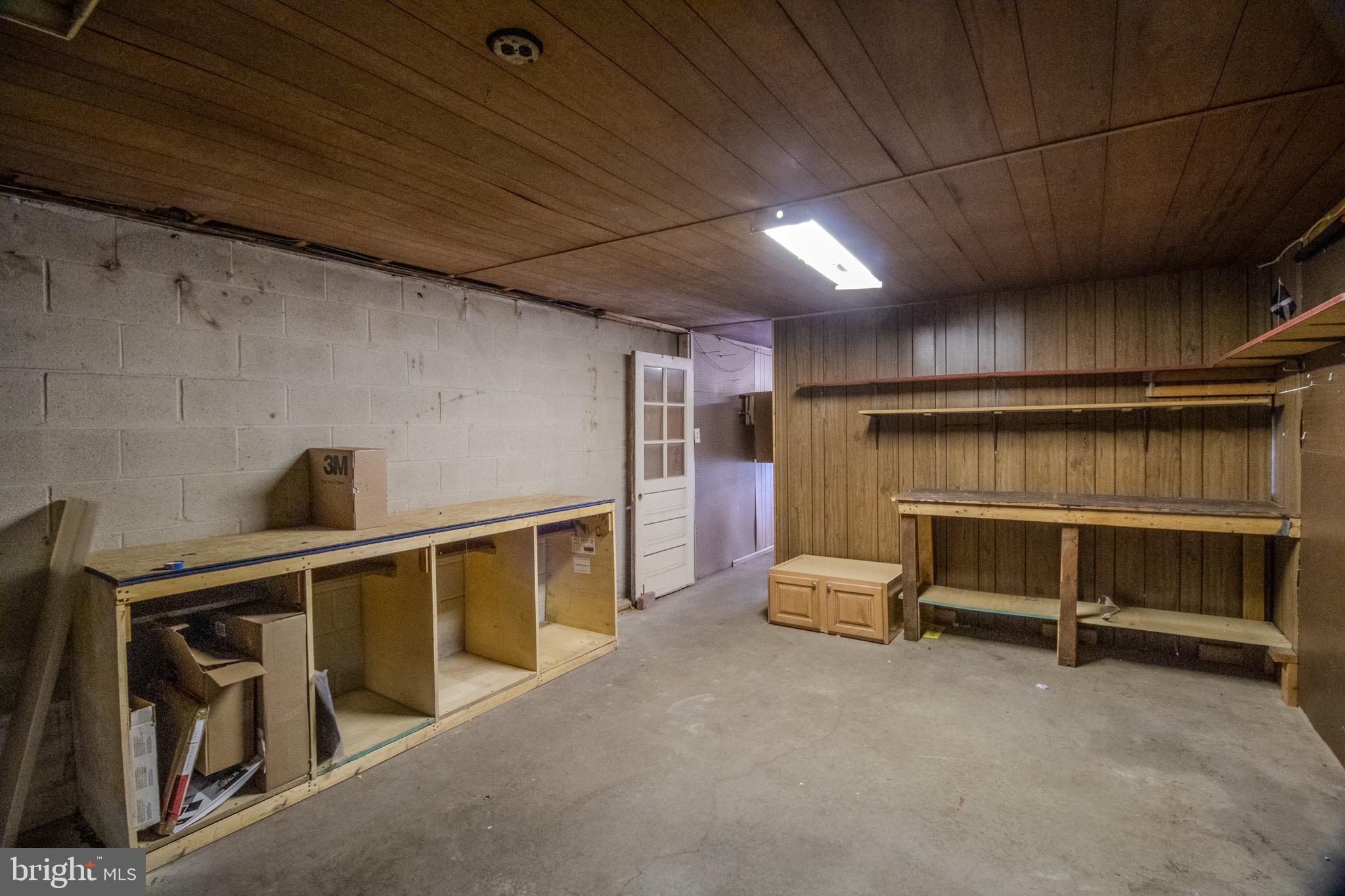 FOREST HILLS - Residential