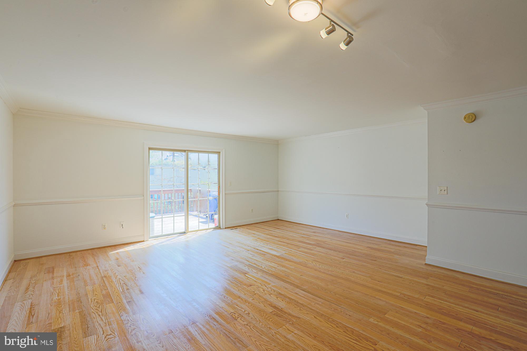 SILVER SPRING STATION - Residential