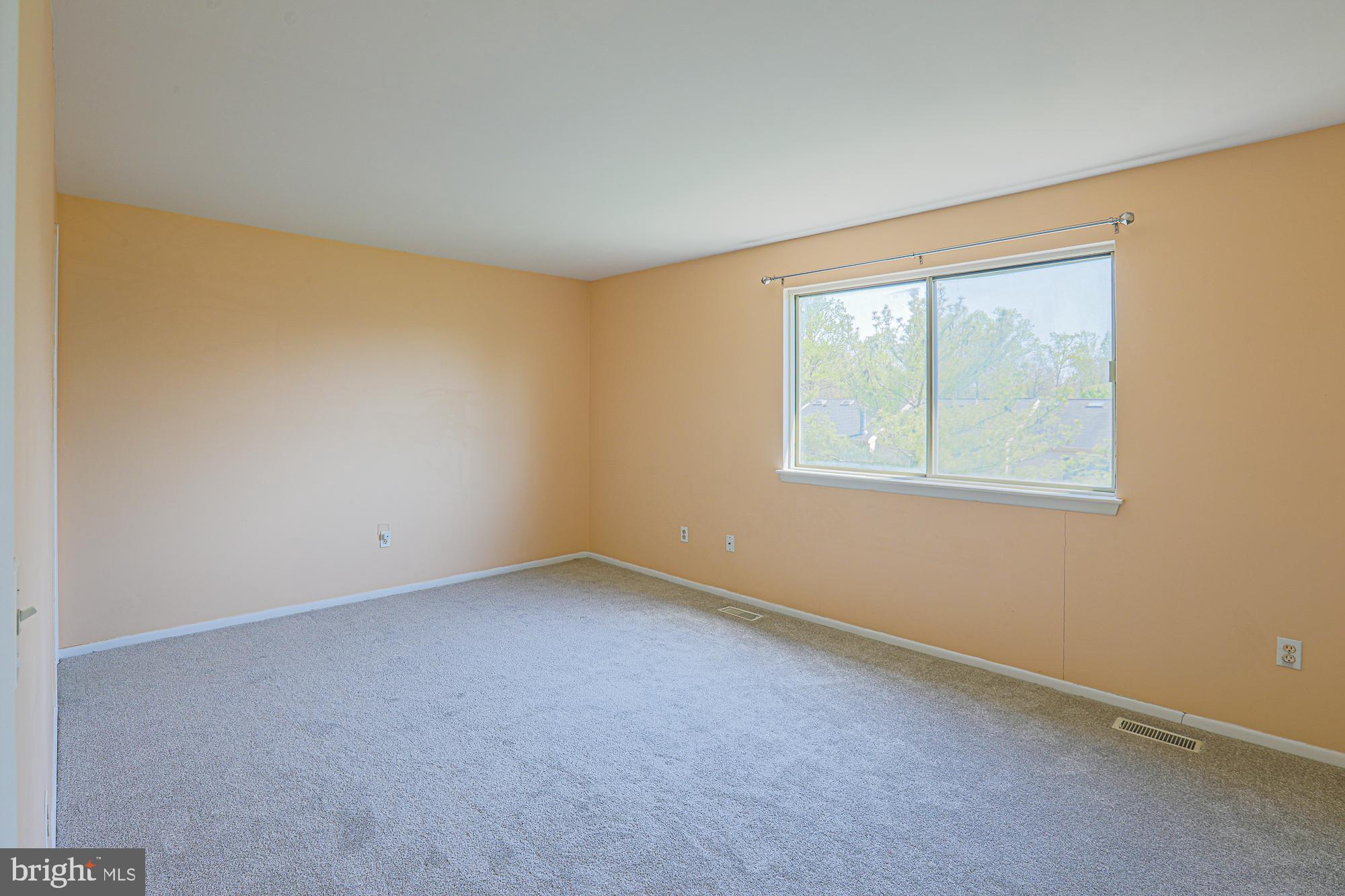 SILVER SPRING STATION - Residential