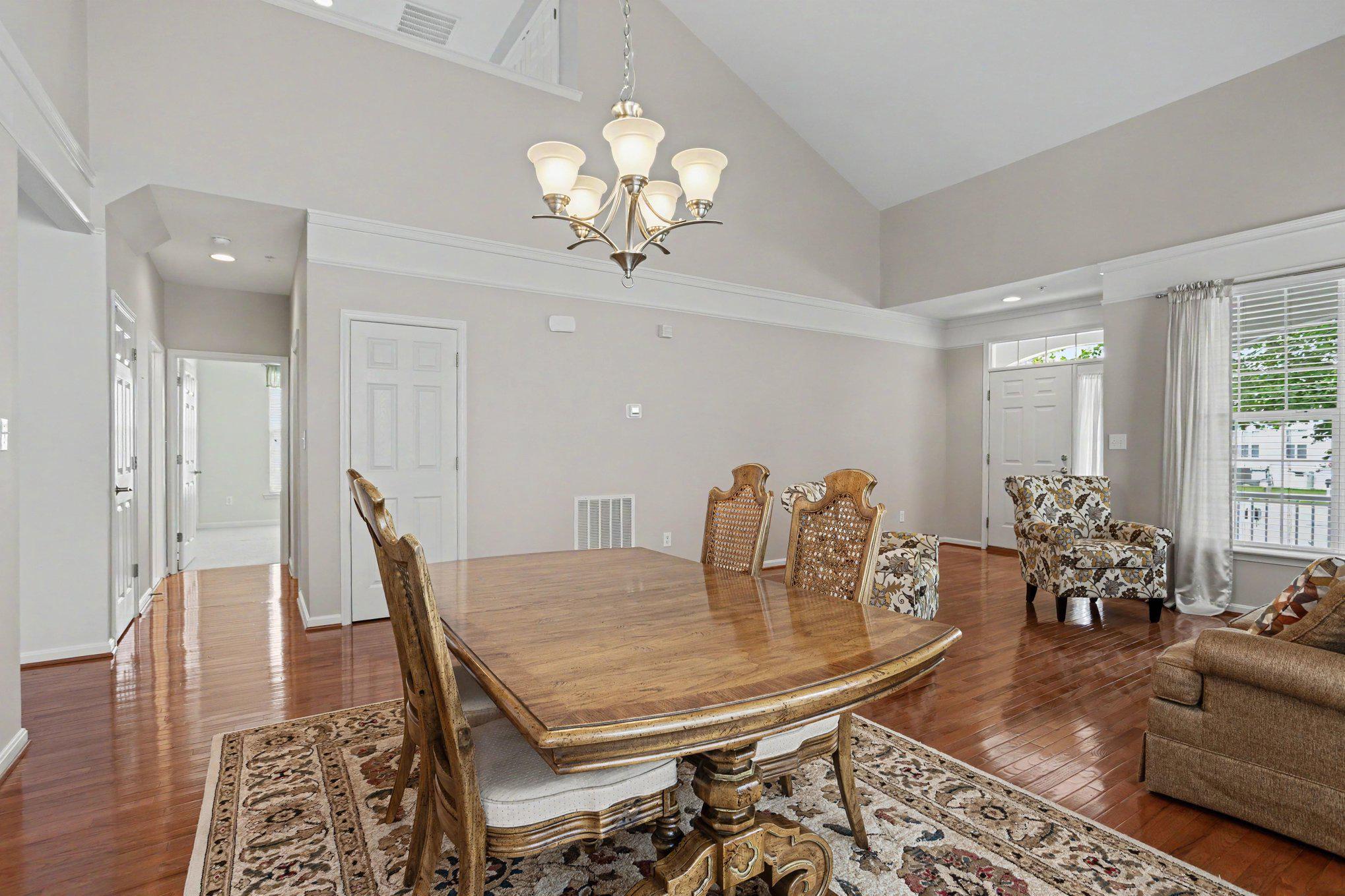 326 SUMMER SQUALL COURT