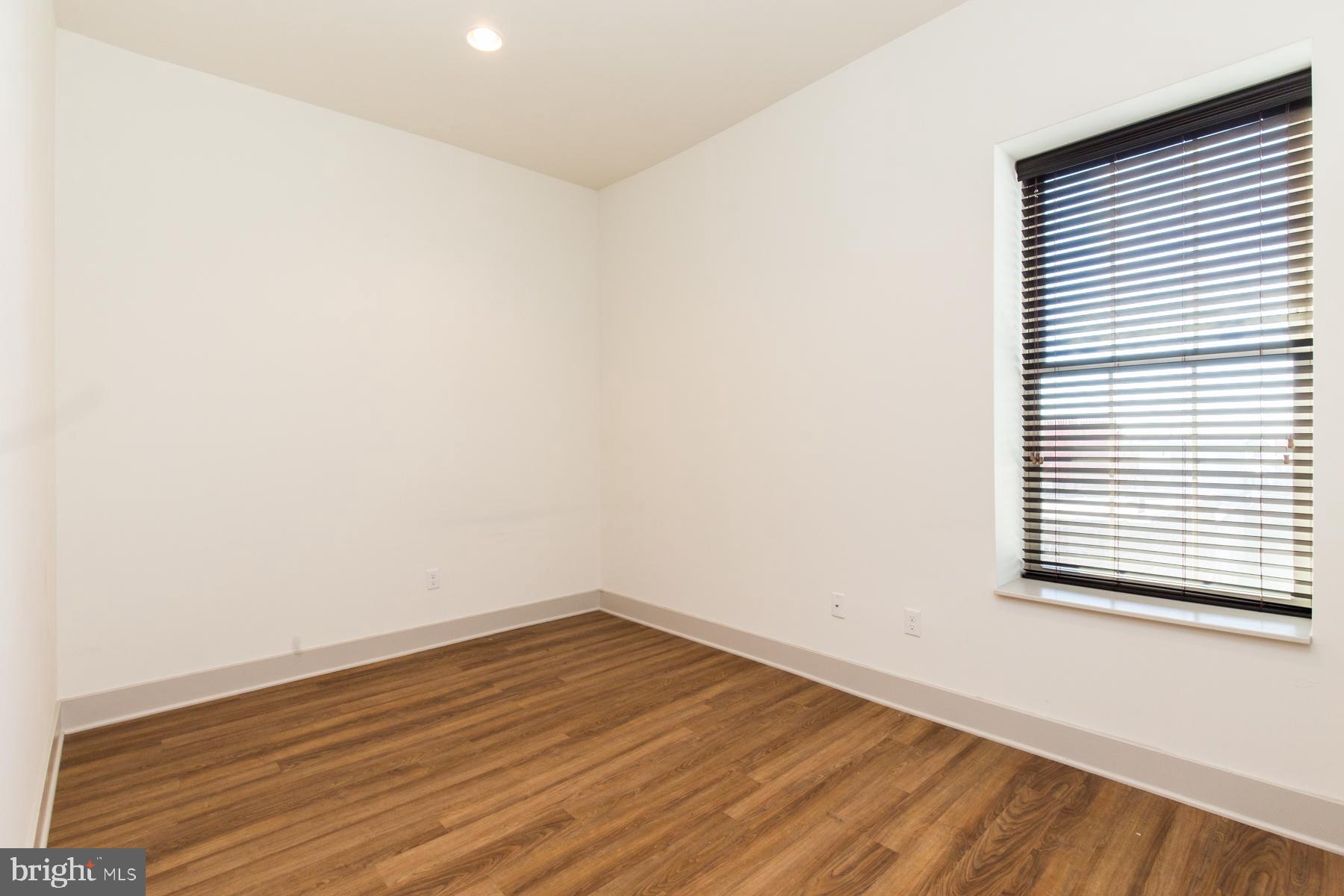 WEST PASSYUNK - Residential Lease