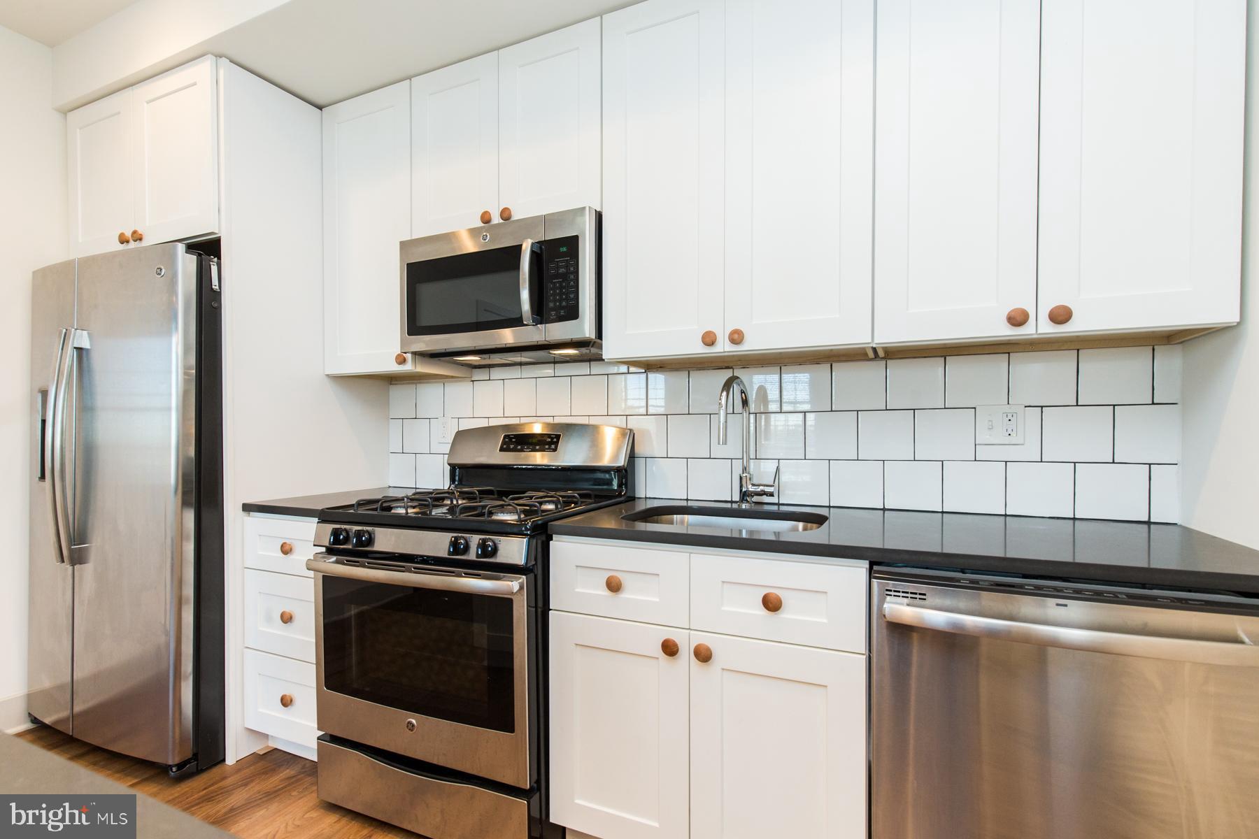 WEST PASSYUNK - Residential Lease