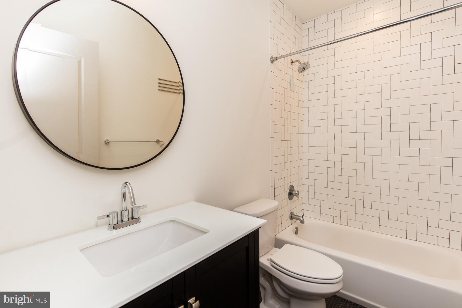 WEST PASSYUNK - Residential Lease