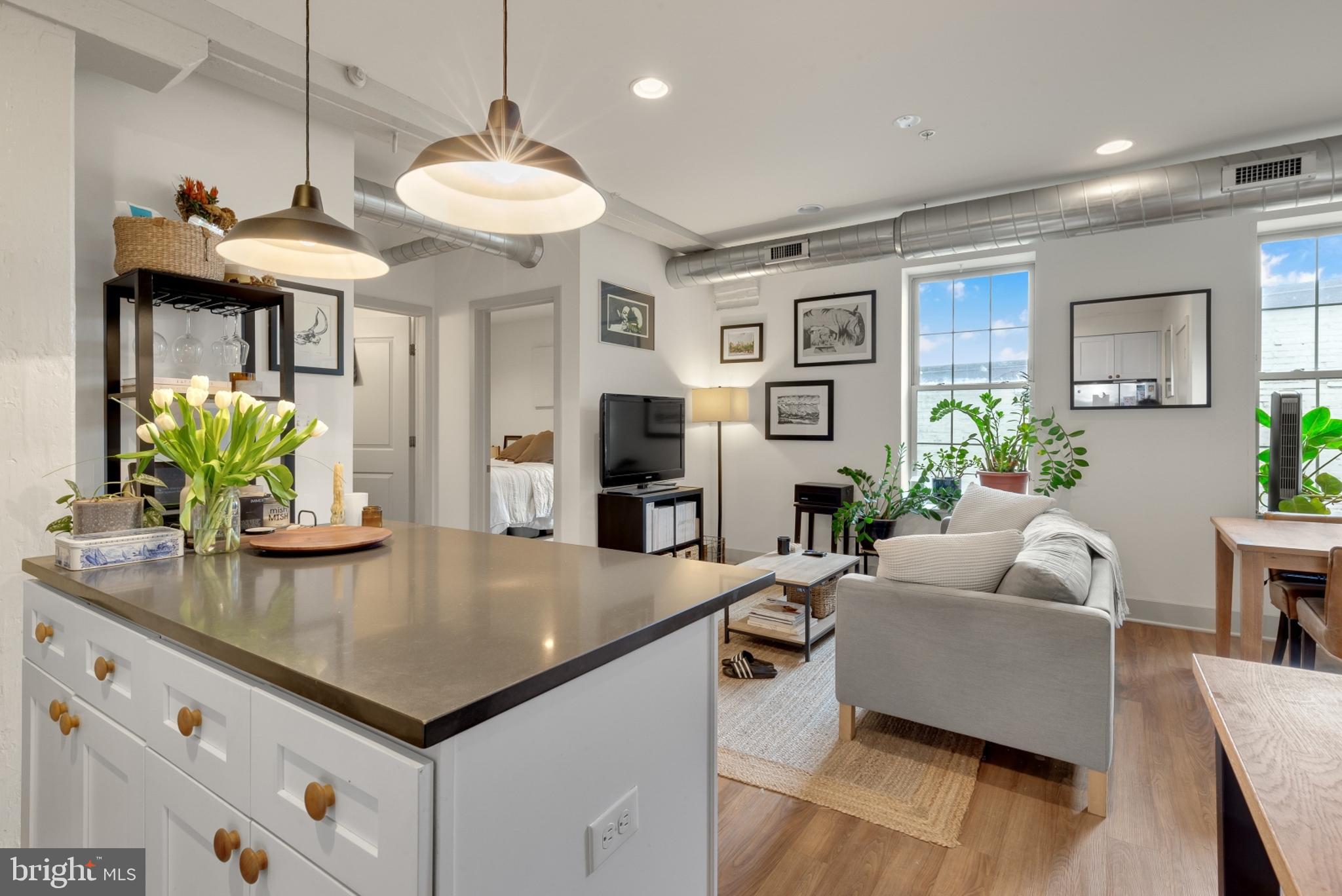 WEST PASSYUNK - Residential Lease