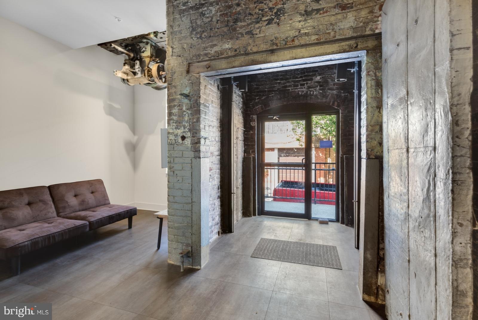 WEST PASSYUNK - Residential Lease