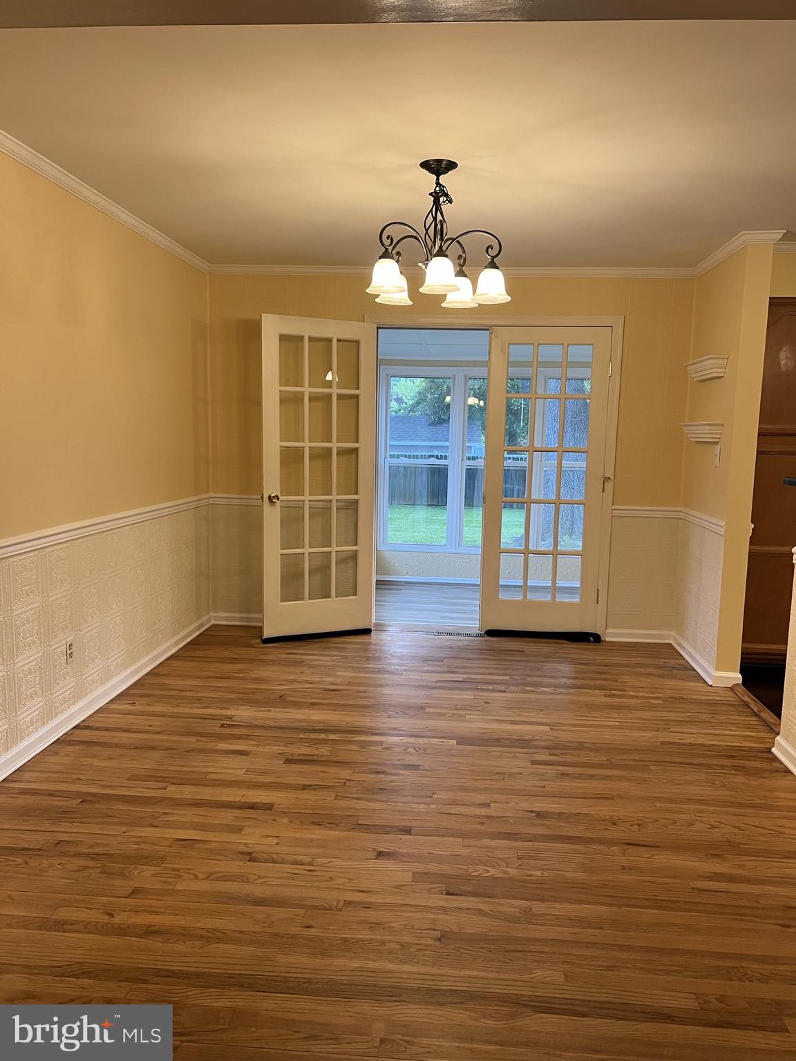 COLLEGE HEIGHTS - Residential Lease