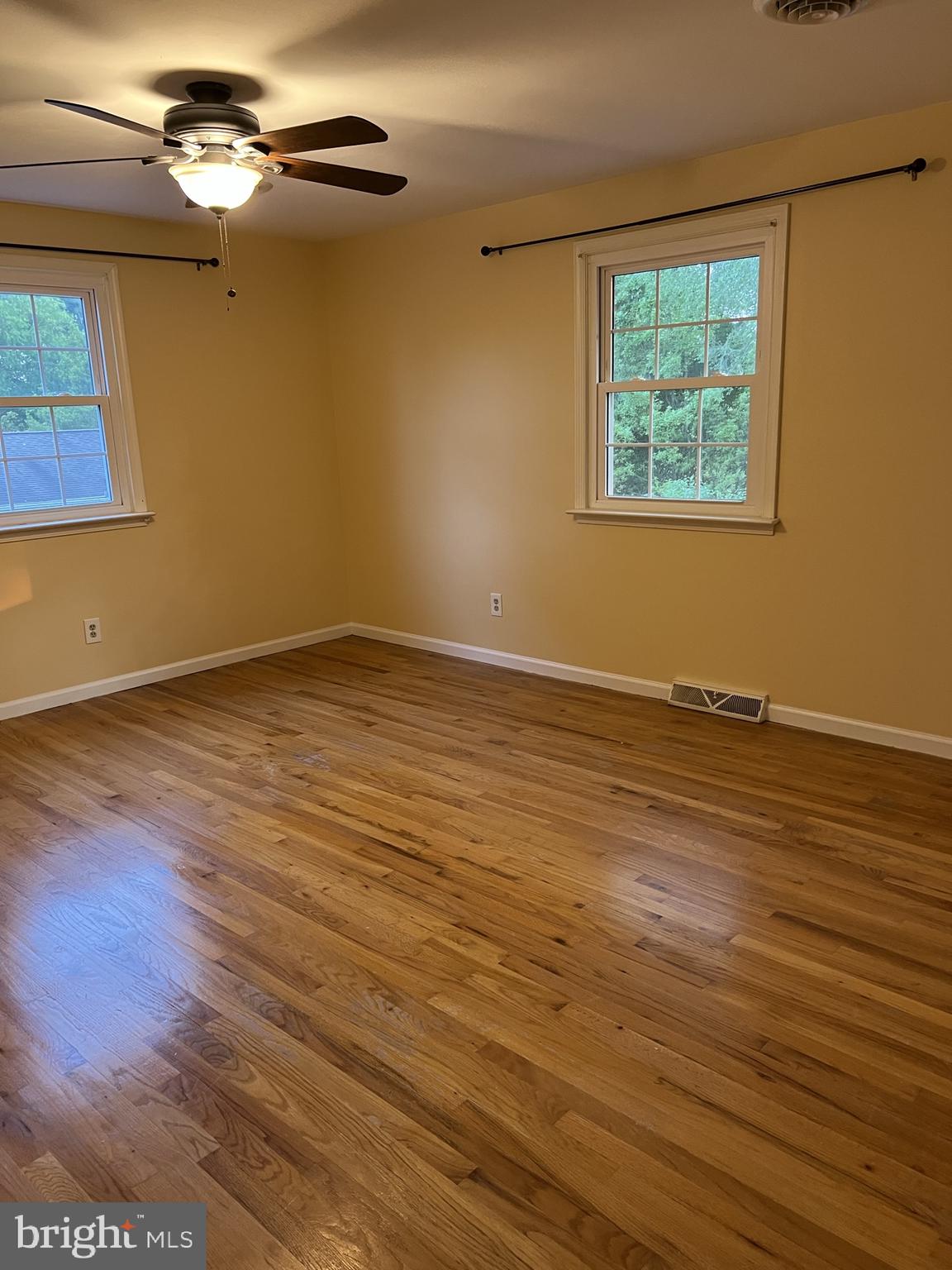 COLLEGE HEIGHTS - Residential Lease