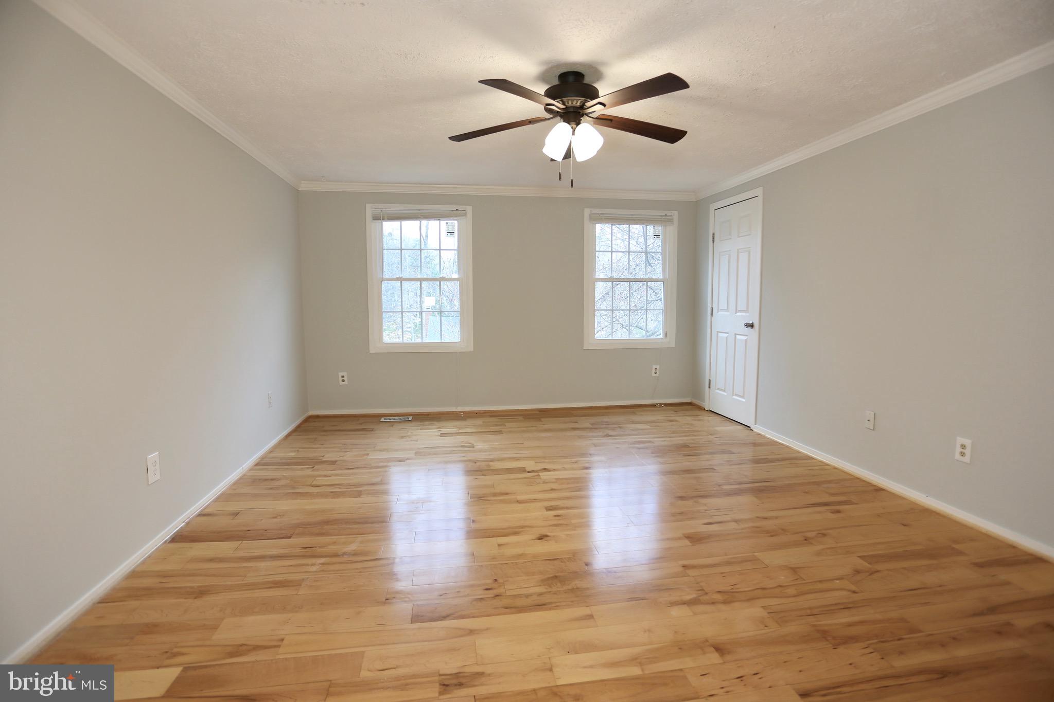 MONTCLAIR/COUNTRY CLUB - Residential