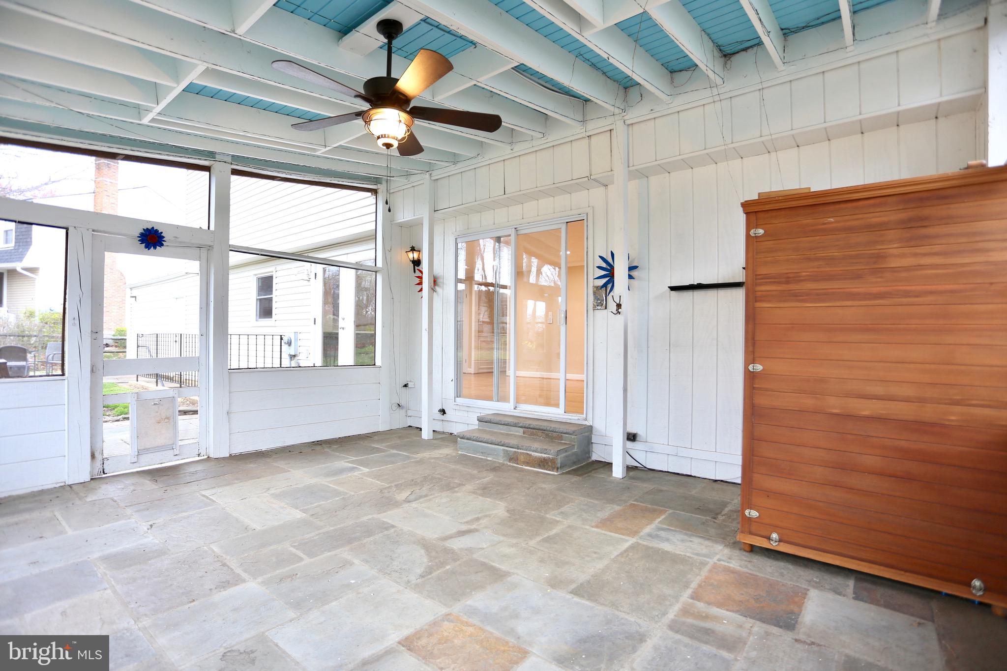 MONTCLAIR/COUNTRY CLUB - Residential