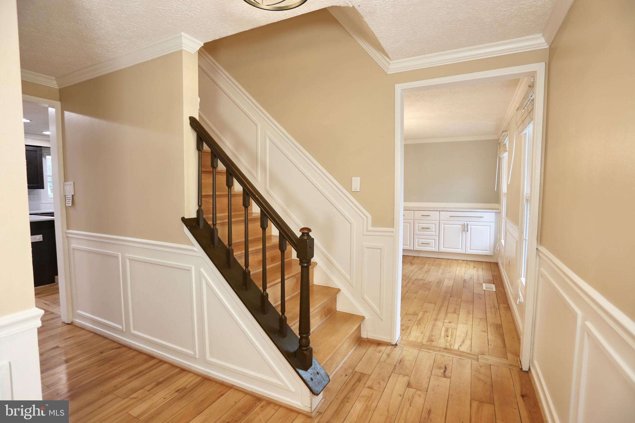 MONTCLAIR/COUNTRY CLUB - Residential