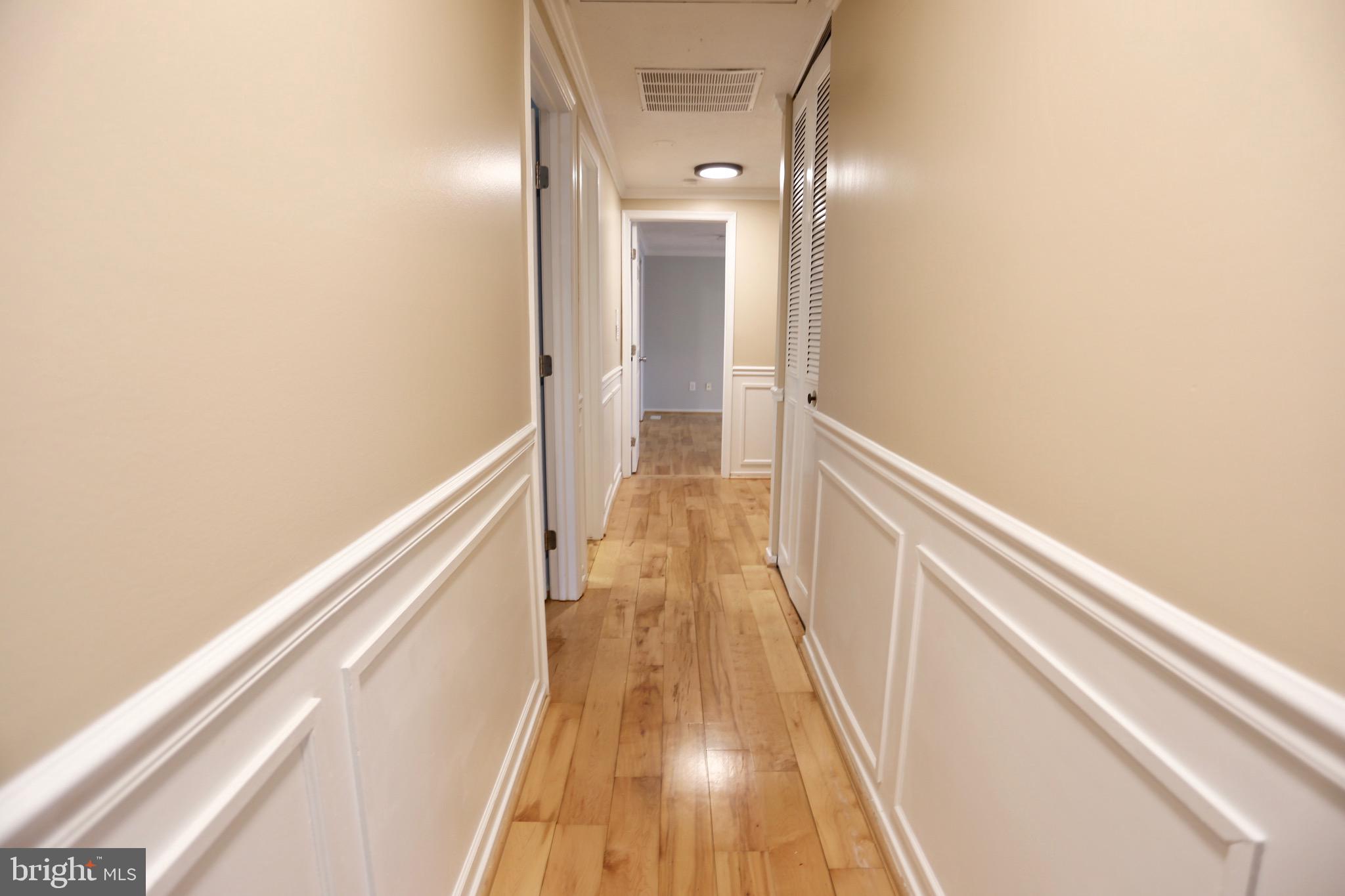 MONTCLAIR/COUNTRY CLUB - Residential