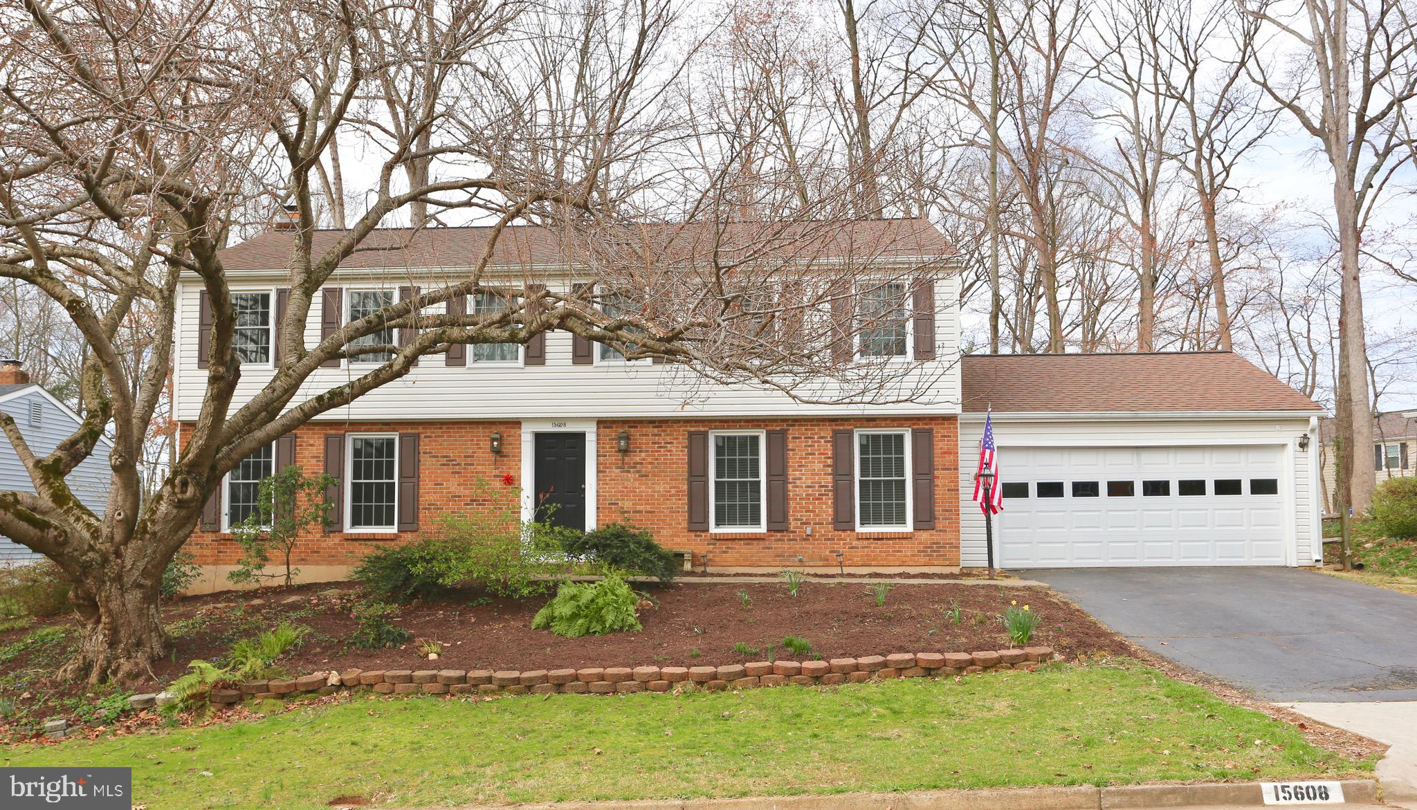 MONTCLAIR/COUNTRY CLUB - Residential