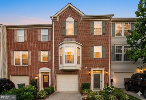 Photo of 1337 Cranes Bill Way, WOODBRIDGE, VA 22191 (MLS # VAPW2119506)