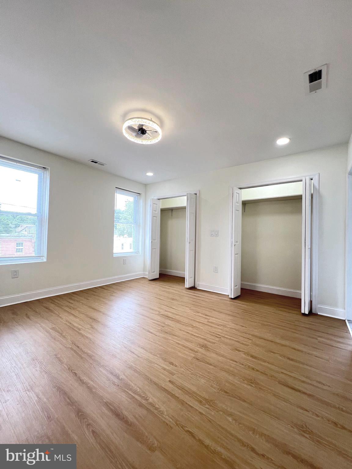 COBBS CREEK - Residential