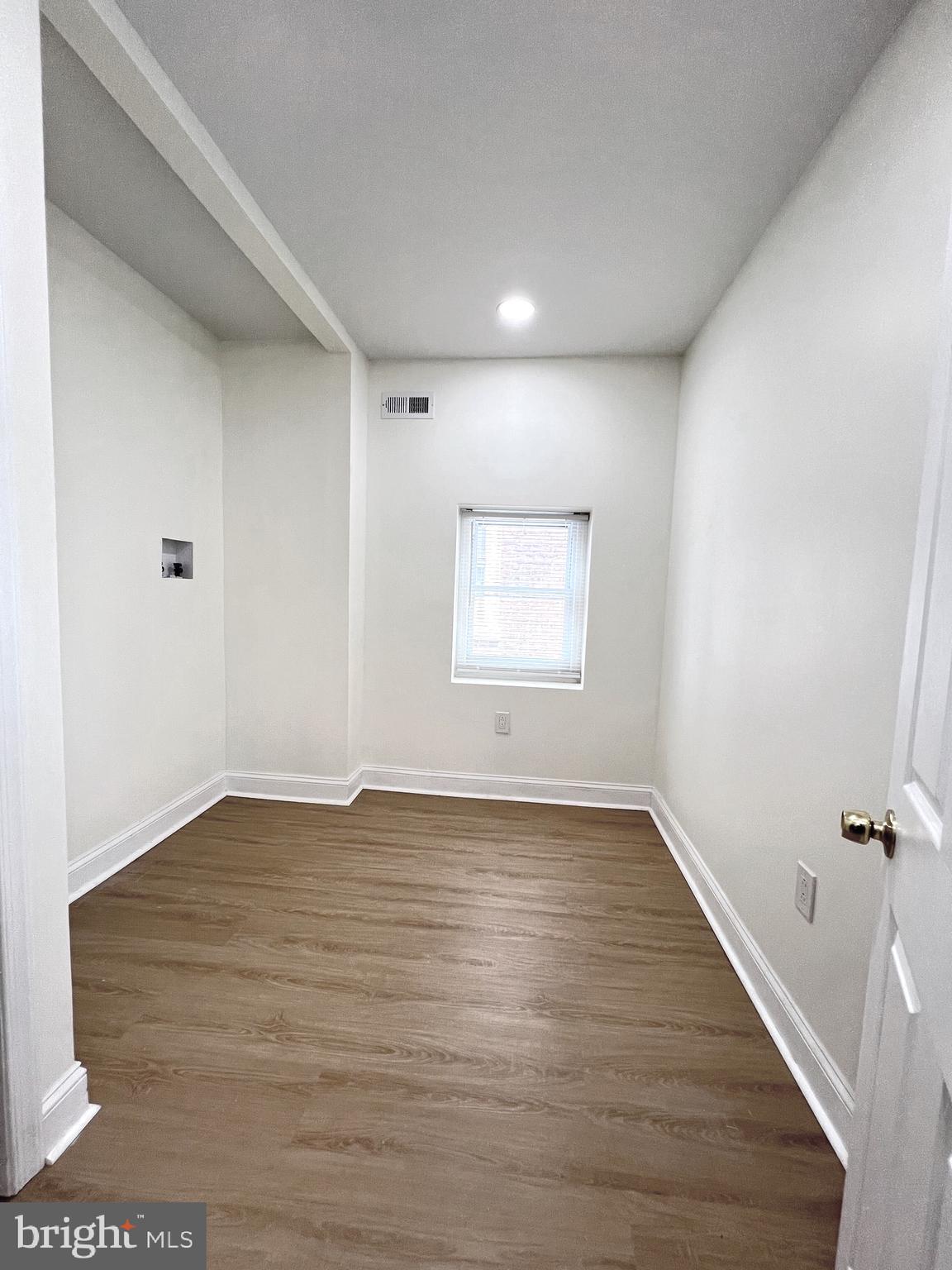 COBBS CREEK - Residential