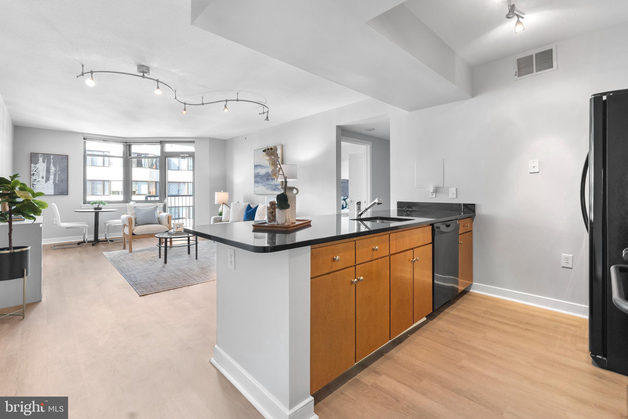 1117 10TH STREET NW 906