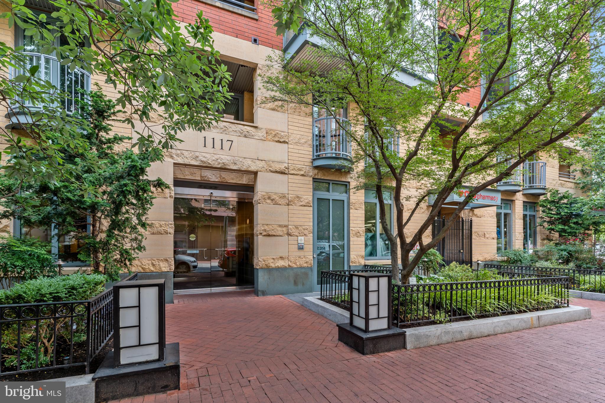 1117 10TH STREET NW 906