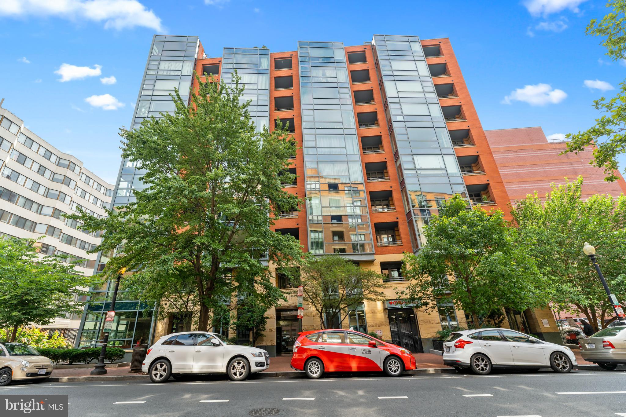 1117 10TH STREET NW 906