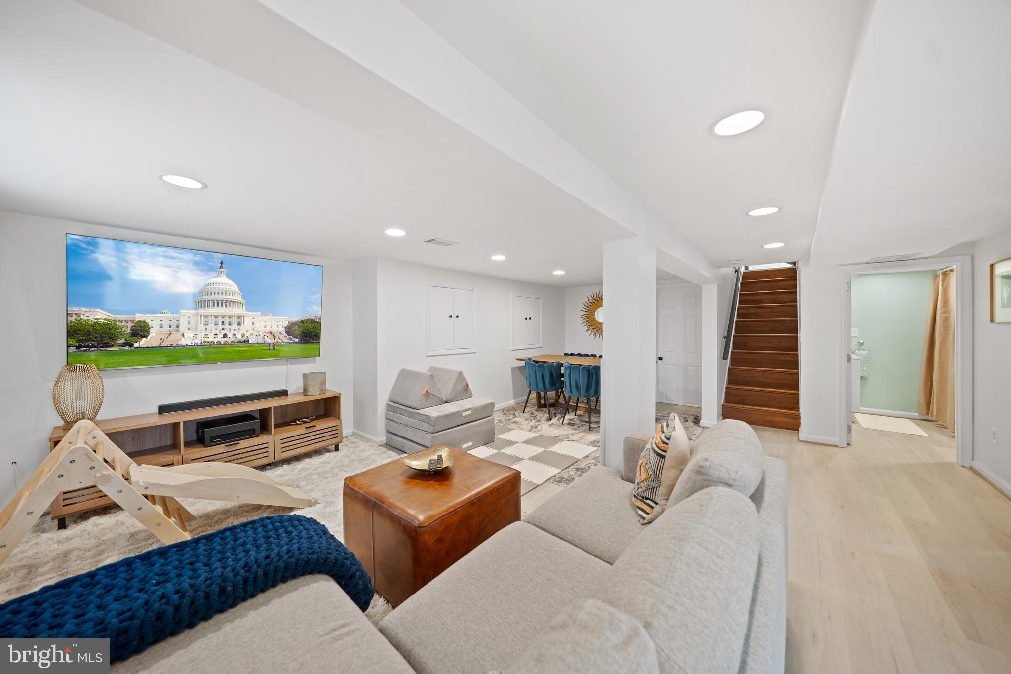 GREENWAY DOWNS - Residential