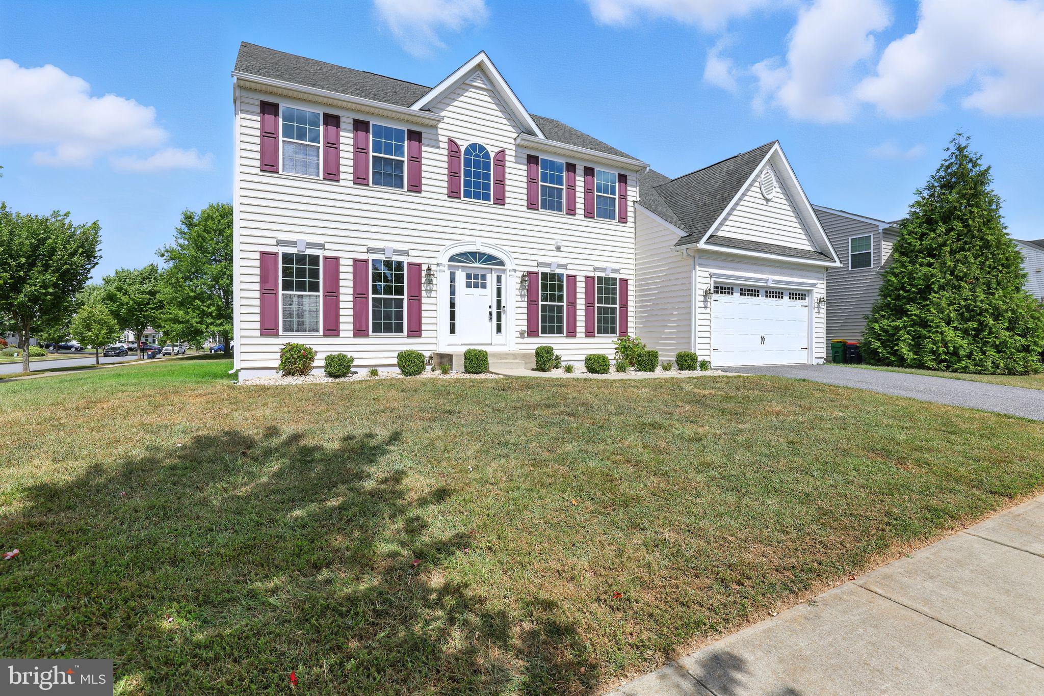 118 W CRAIL COURT