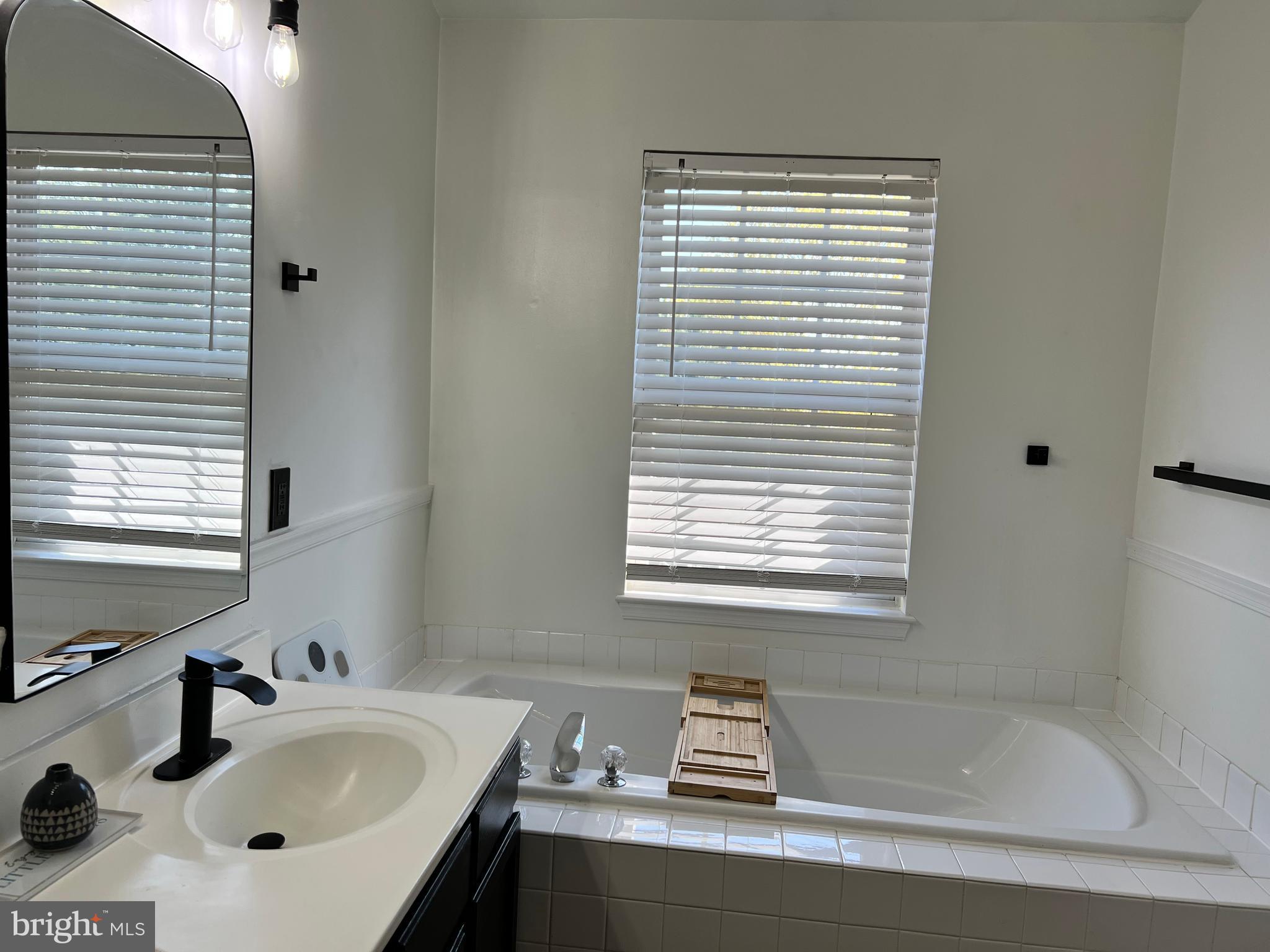 SAYBROOKE - Residential