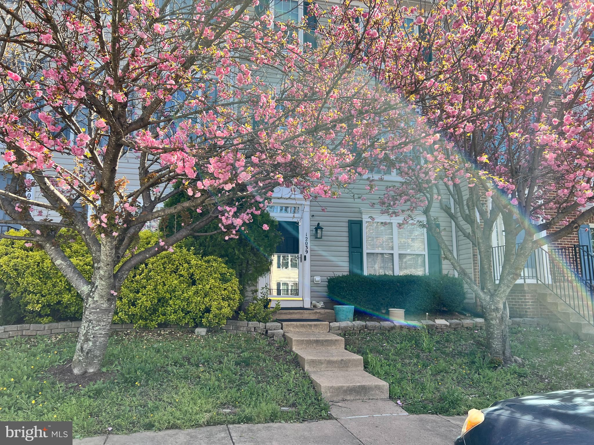 12039 ELLIOTS OAK PLACE