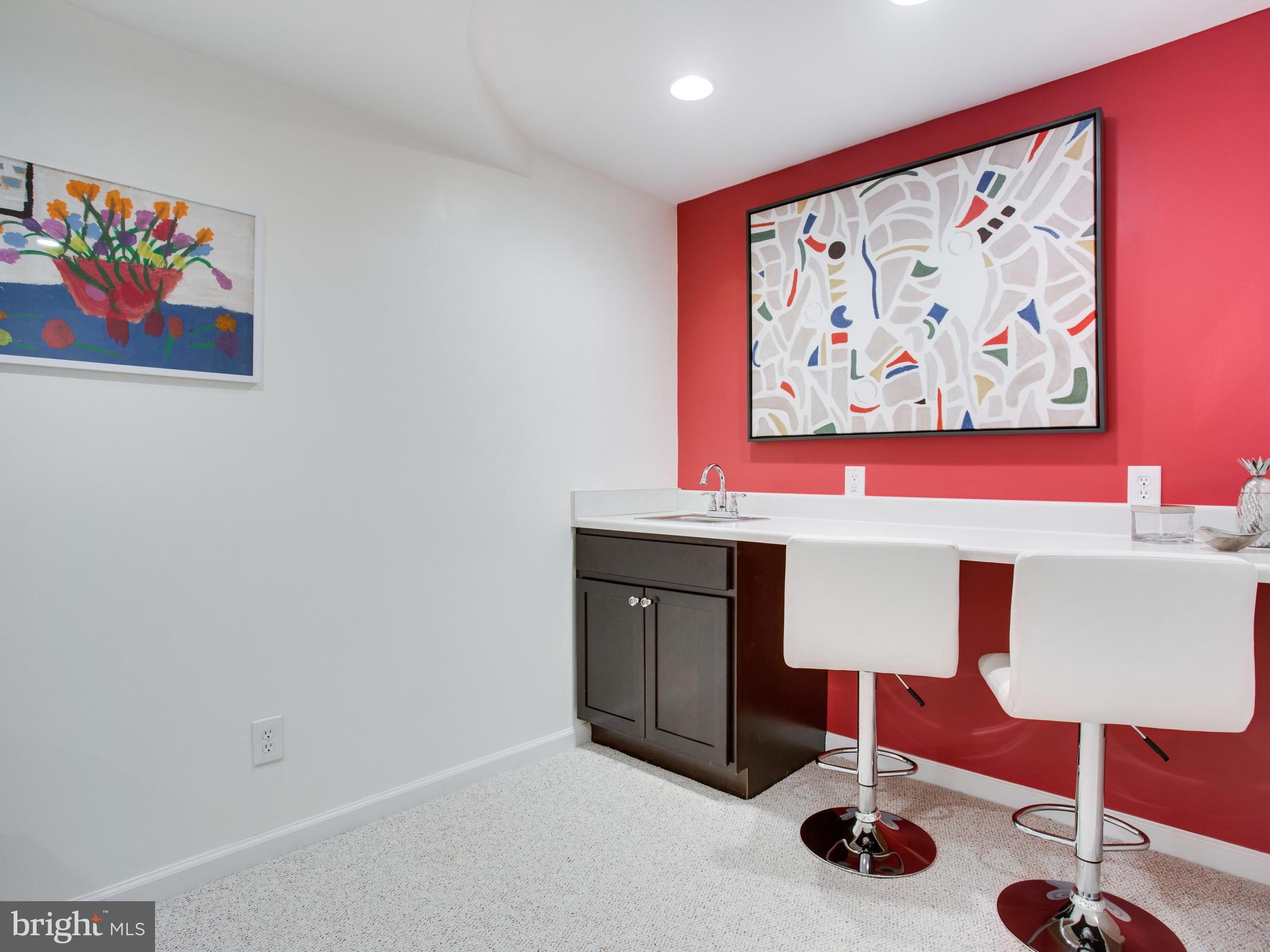 COLUMBIA PINES - Residential