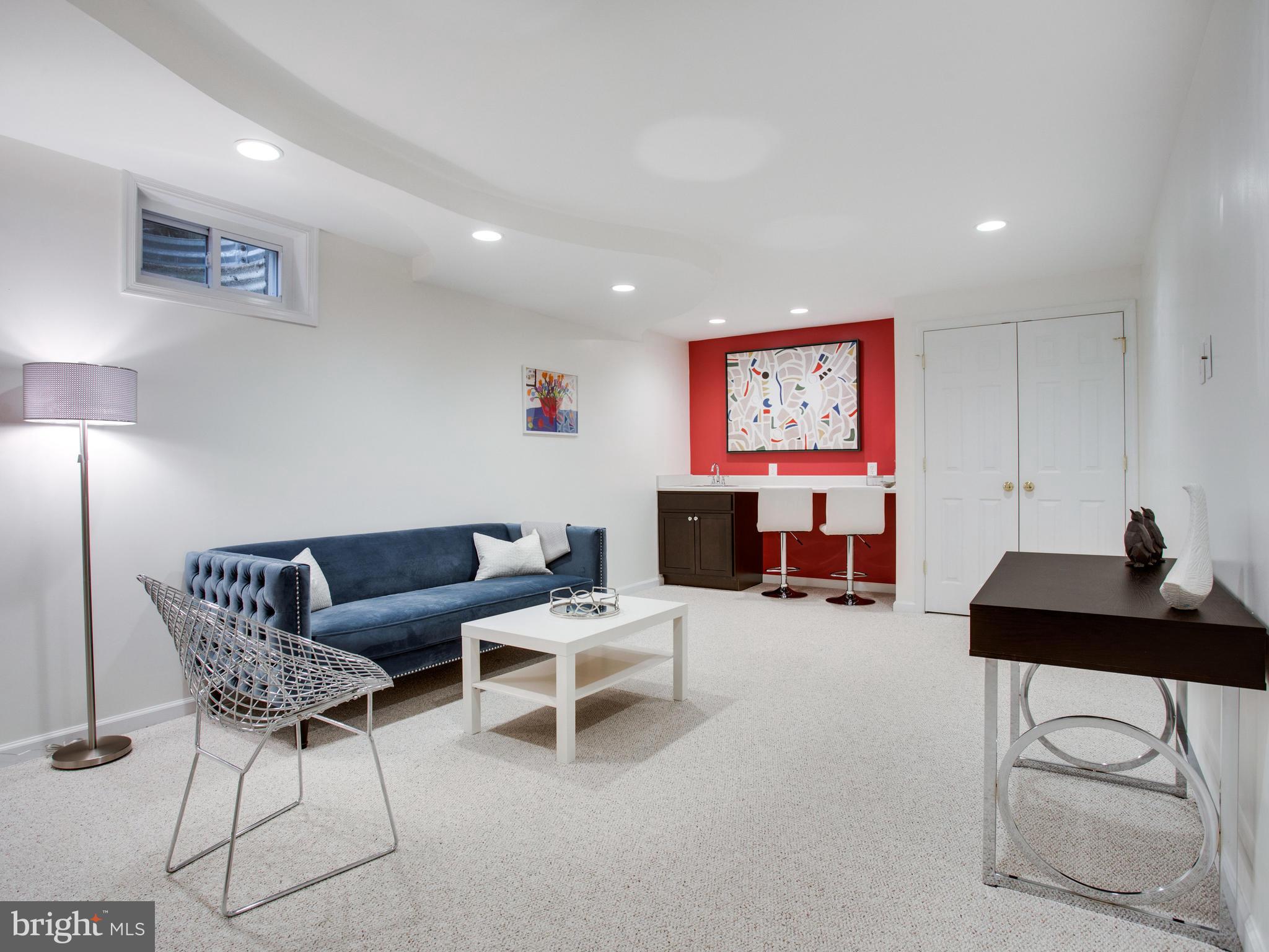 COLUMBIA PINES - Residential