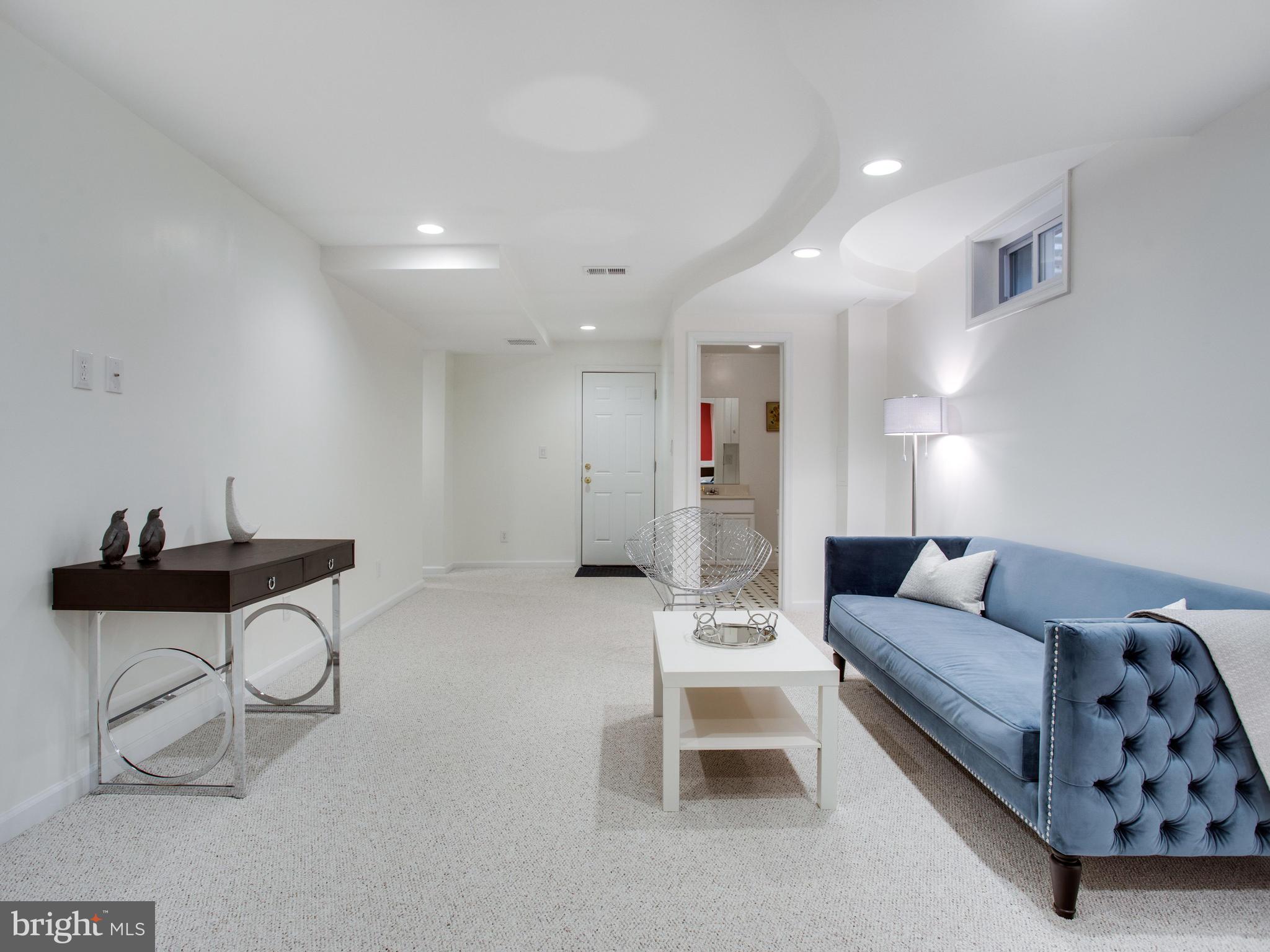 COLUMBIA PINES - Residential