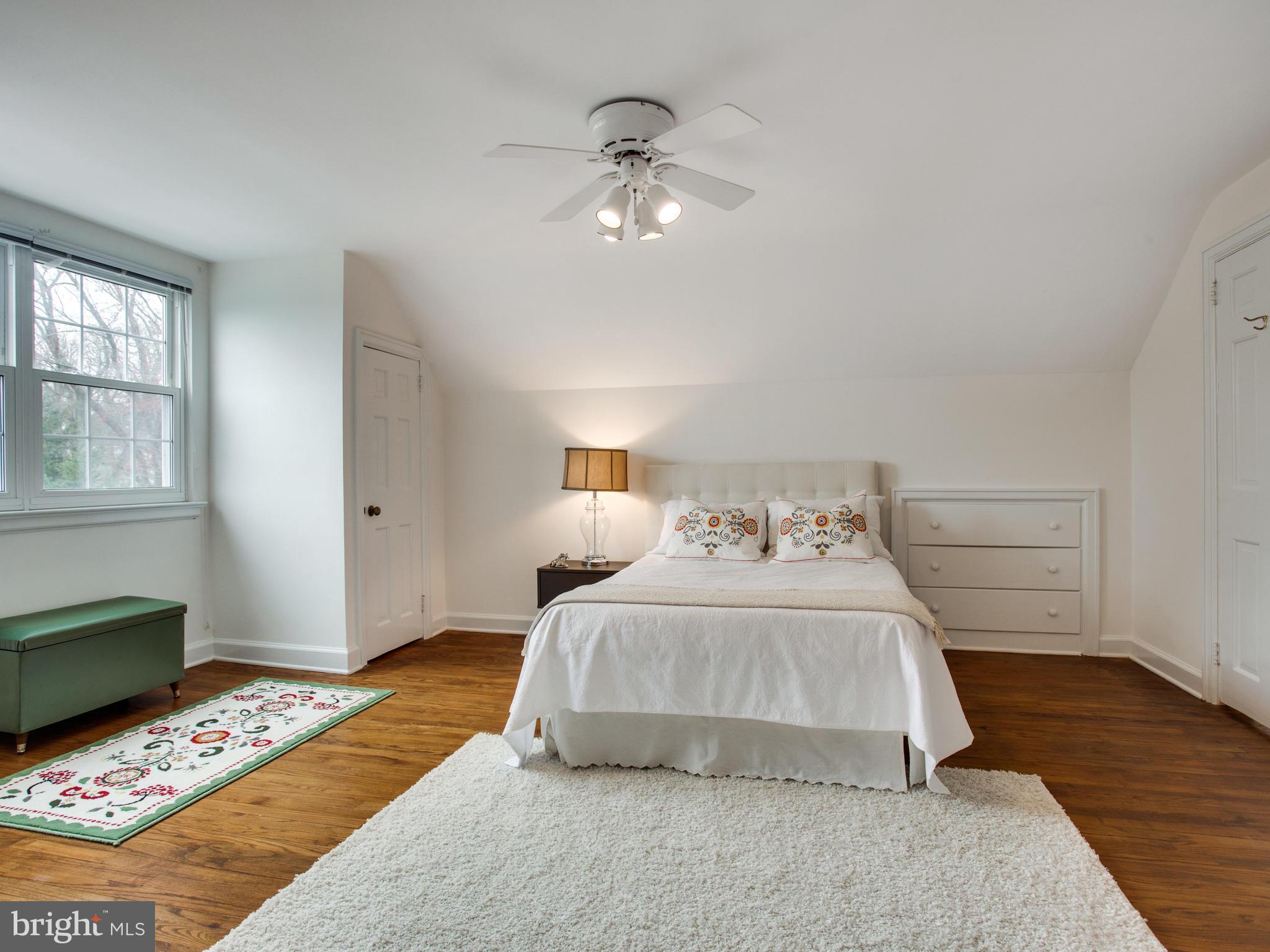 COLUMBIA PINES - Residential