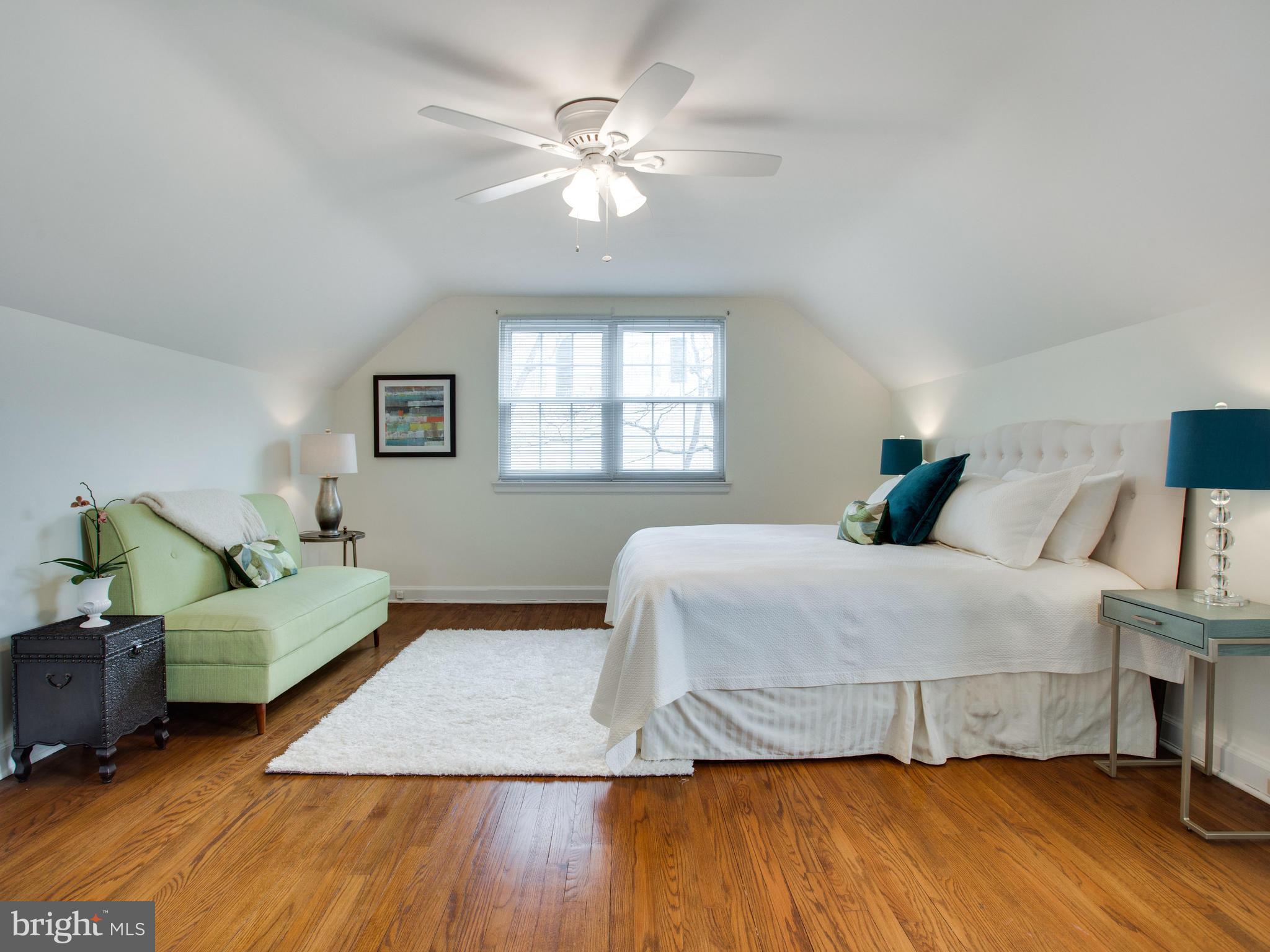 COLUMBIA PINES - Residential