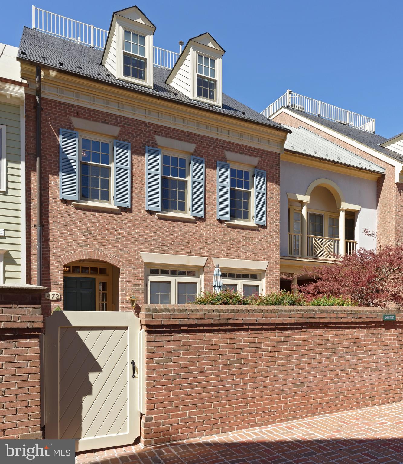 HARBORSIDE - Residential