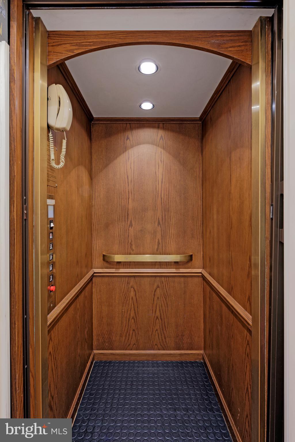 HARBORSIDE - Residential