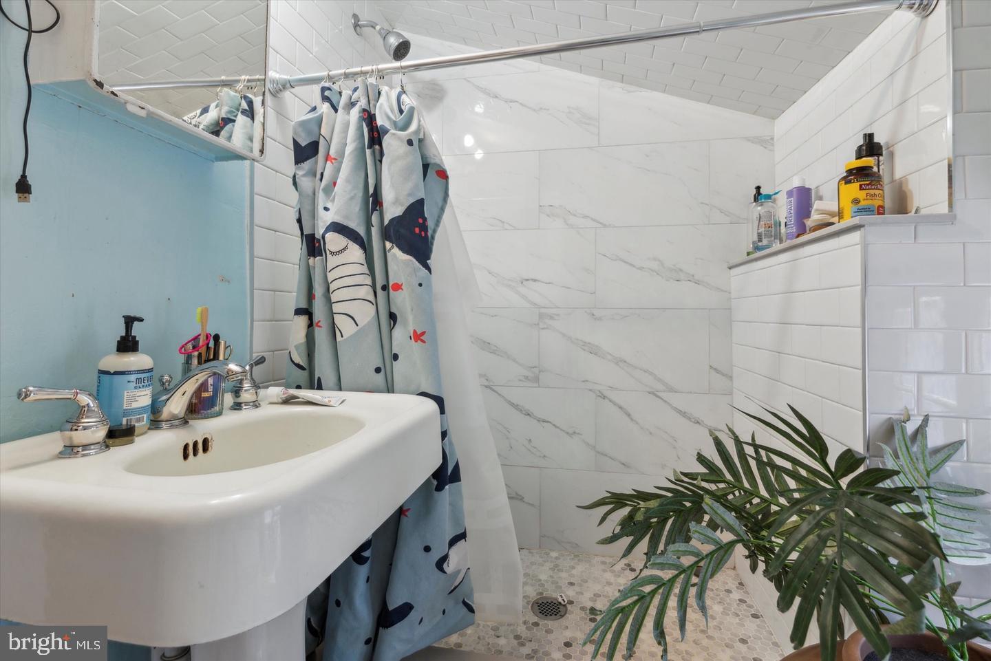 TULPEHOCKEN STATION - Residential Lease